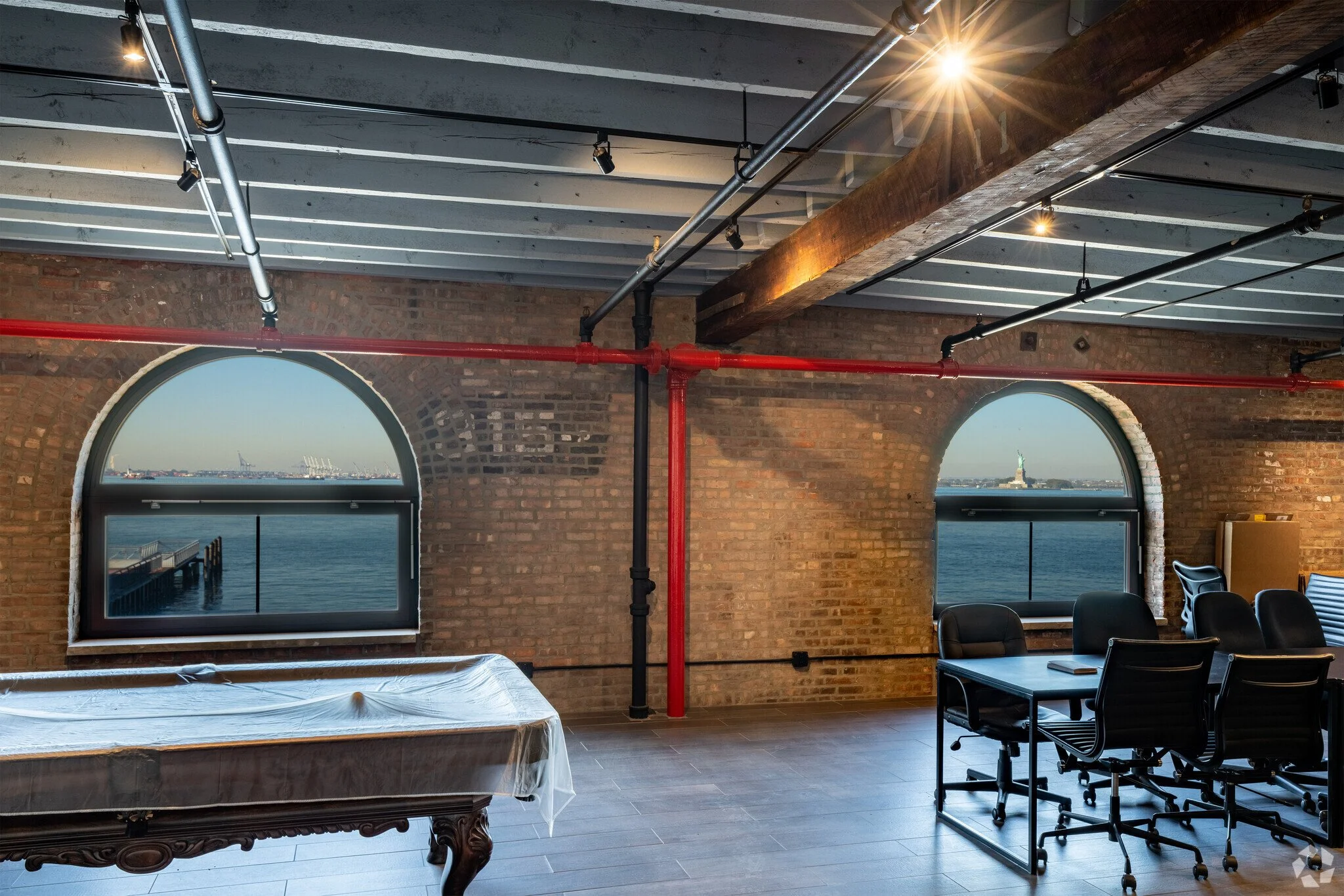 Unit 215 - Full - use.jpg