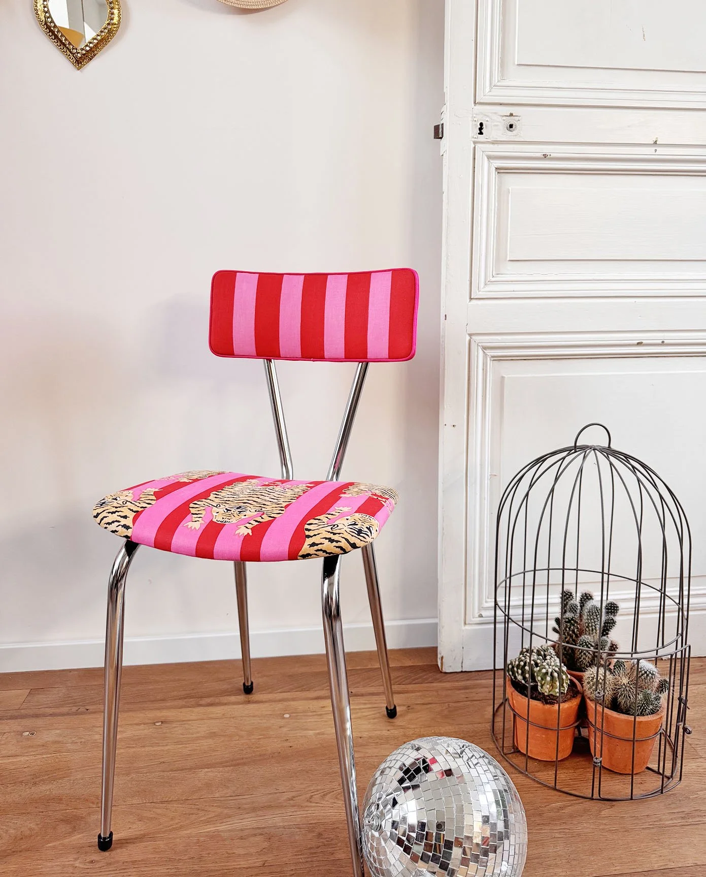 chaises-formica-vintage-relookees-graaaaou-profil-meliwood.jpg