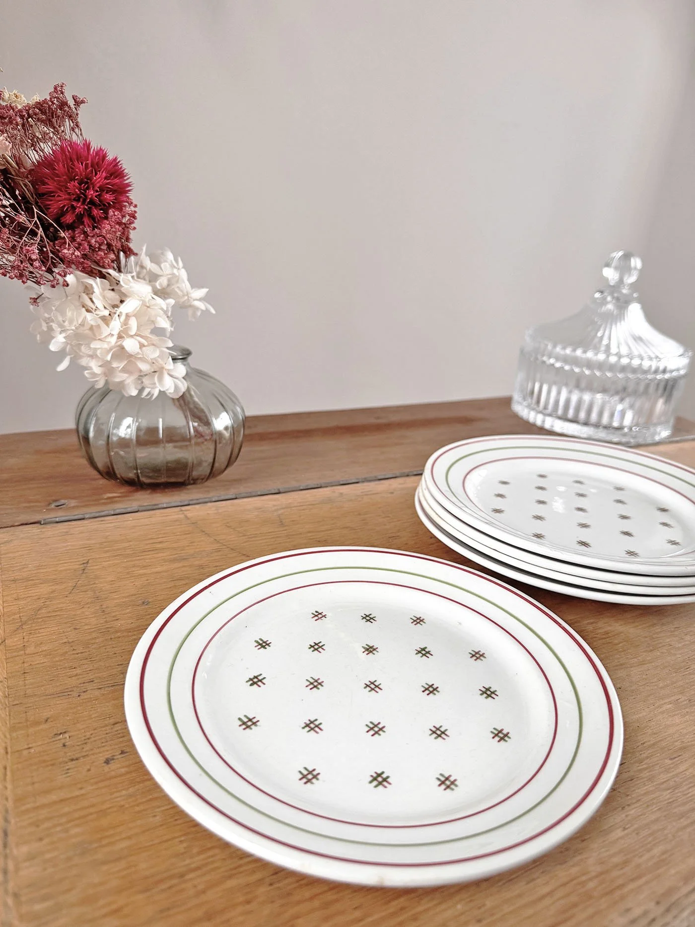 vaisselle-vintage-assiette-dessert-olive-detail-meliwood.jpg