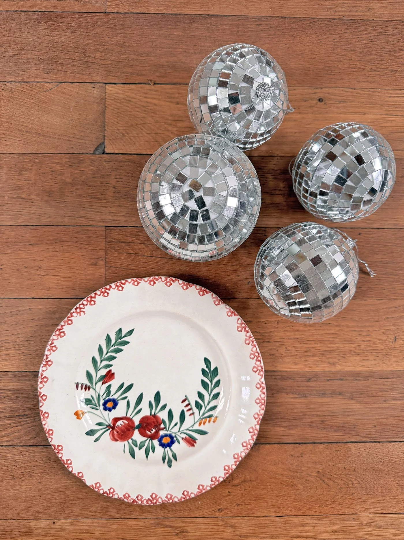 vaisselle-vintage-assiette-dessert-juvisy-martine-recto-meliwood.jpg