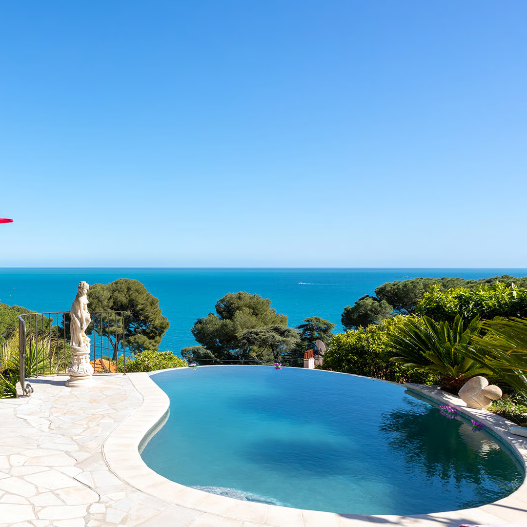 sea view luxury villa with infinity pool in Eze on the French Riviera — AZUR ESTATE collection