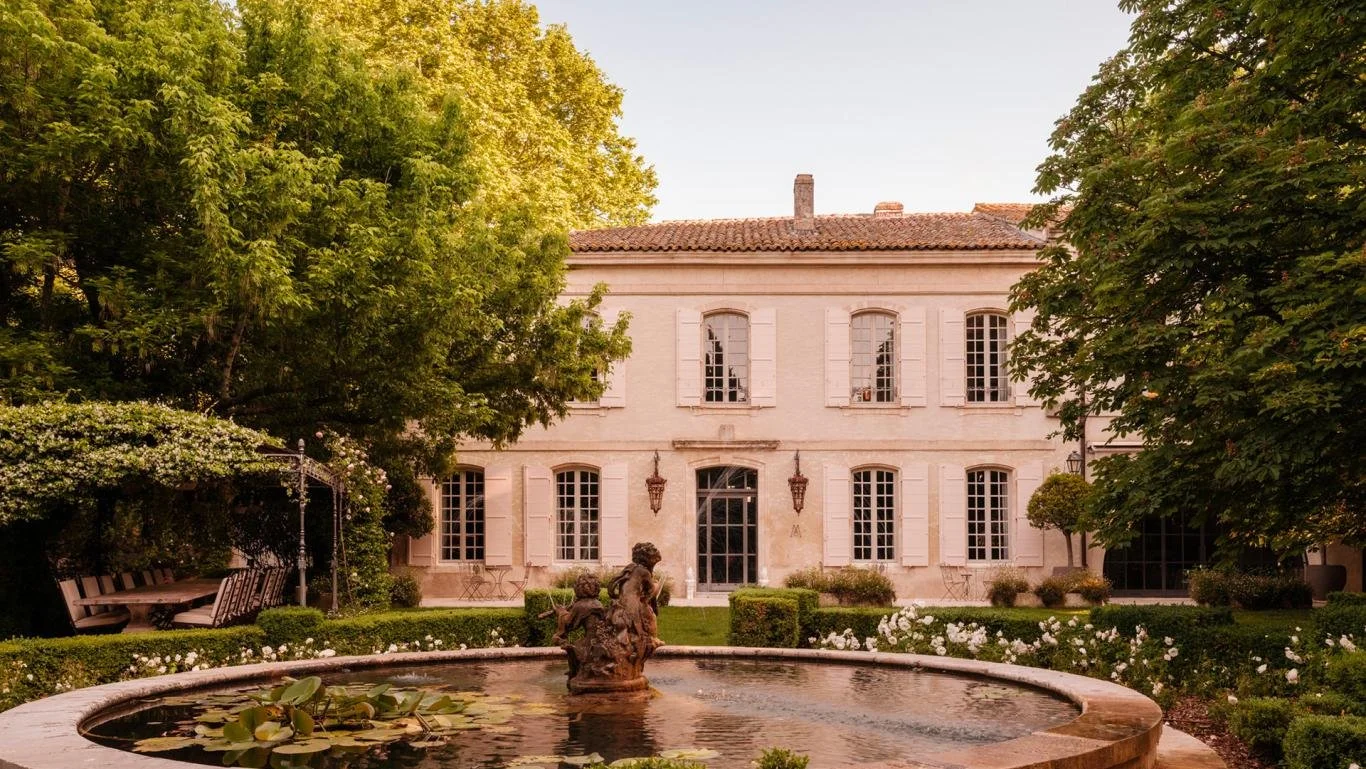 mas de chabran luxury estate villa with pool in Les Baux de Provence in the Alpilles — AZUR ESTATE collection