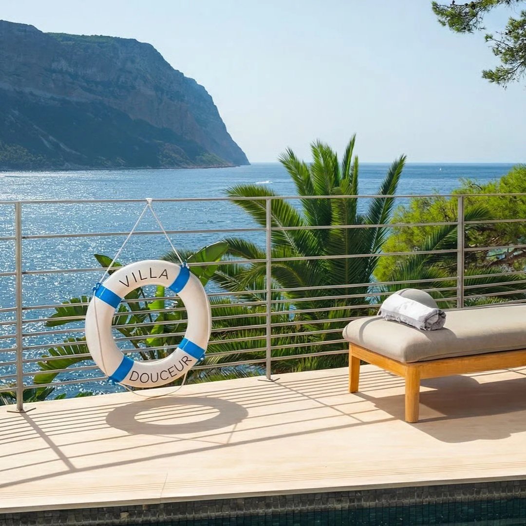 luxury sea-view villa with direct sea access pool and butler in Cassis with view on Cap Canaille, French Riviera — AZUR ESTATE collection