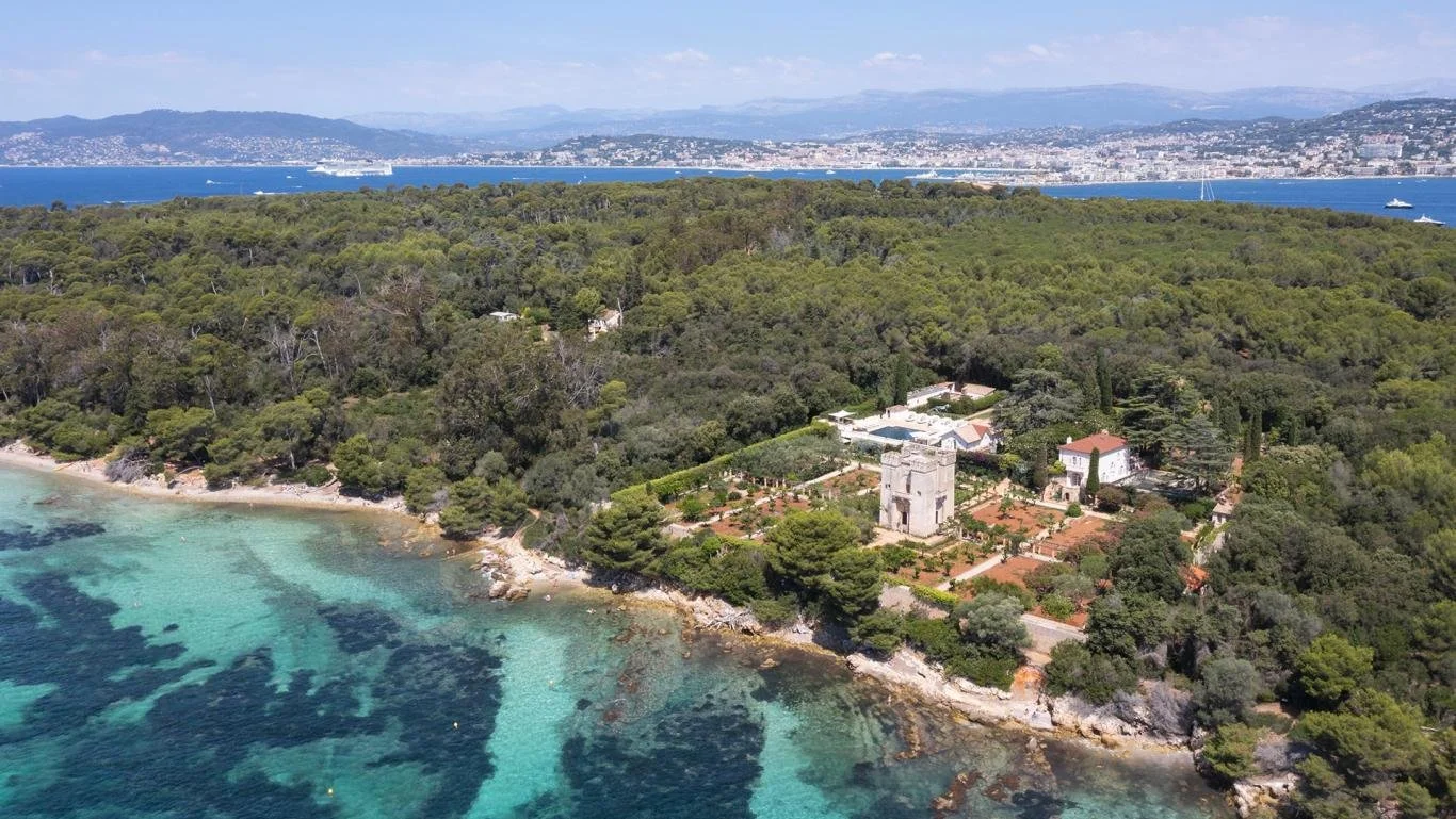 luxury waterfront private estate villa with staff pool and helipad on Île Sainte Marguerite near Cannes on the French Riviera — AZUR ESTATE collection