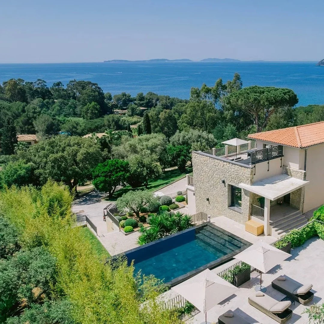 private sea view luxury villa with pool in La Croix Valmer near Saint Tropez — AZUR ESTATE collection