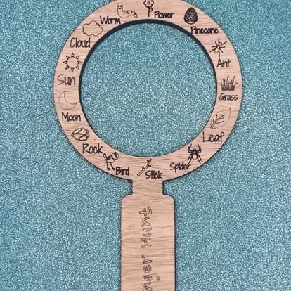 Wooden Nature Hunt Magnifier