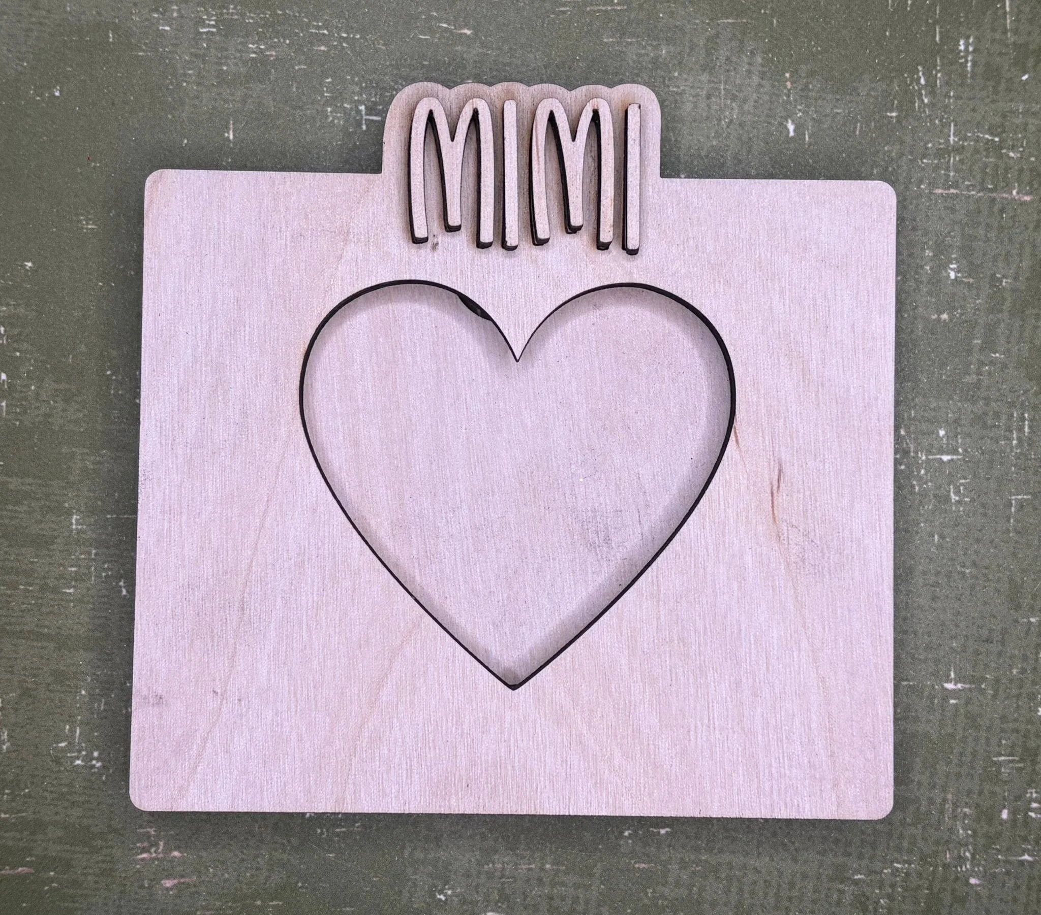 'Mimi' Heart Frame