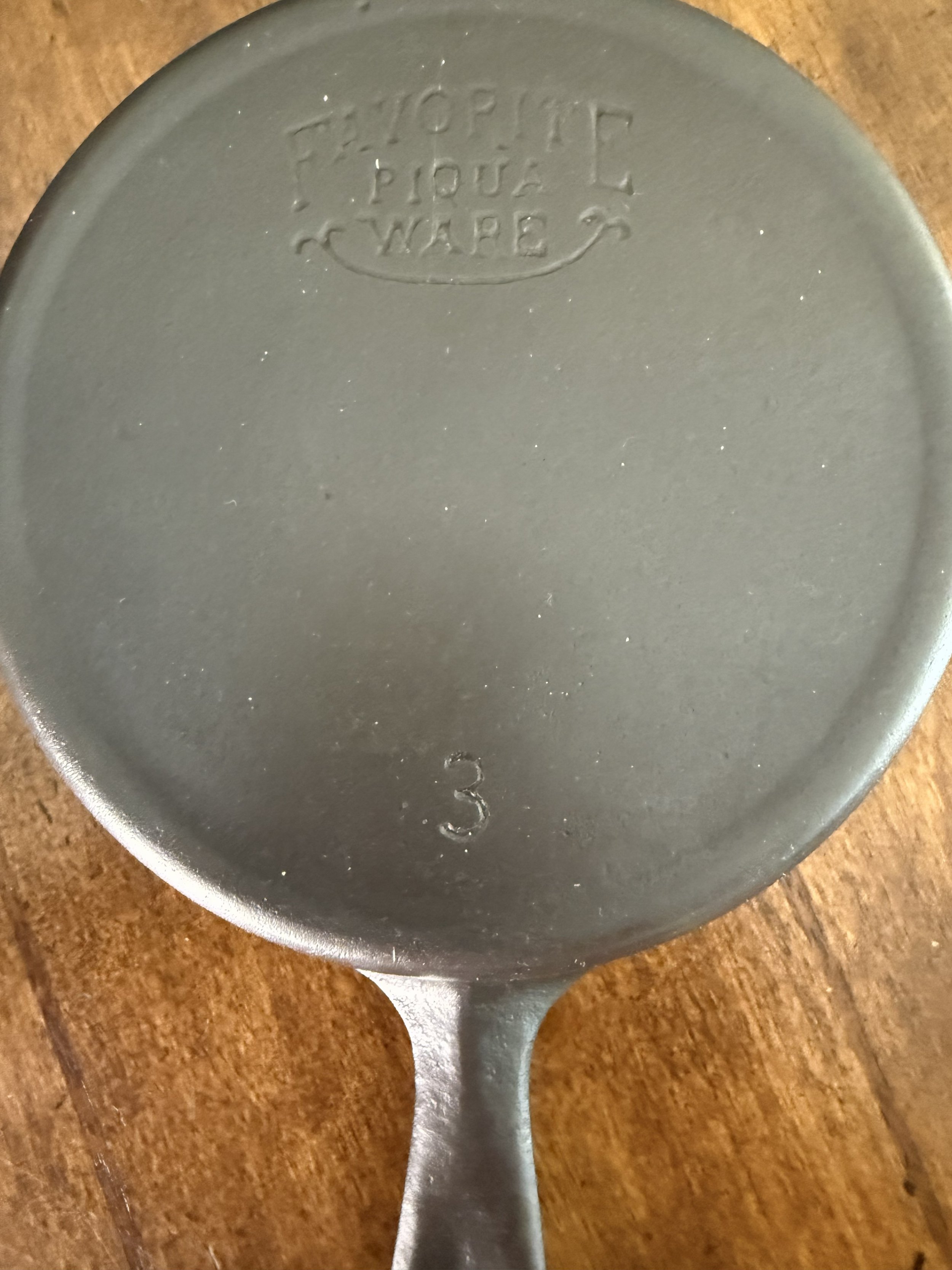 Favorite Piqua Ware No. 3 Skillet