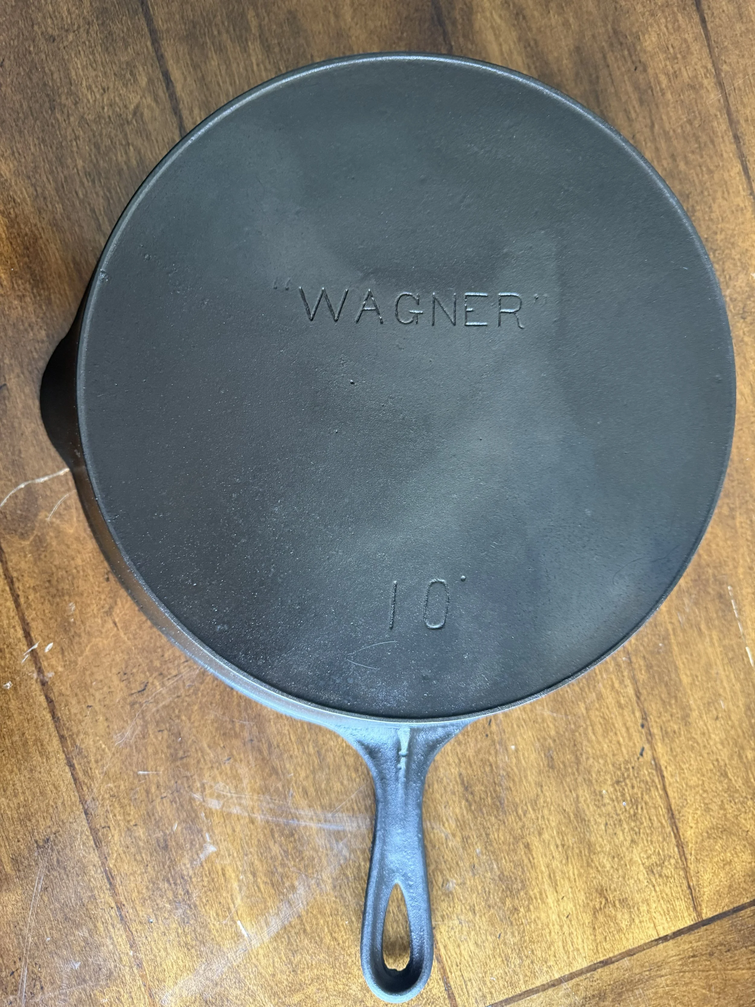 Wagner Block Logo No. 10 Cast Iron Skillet