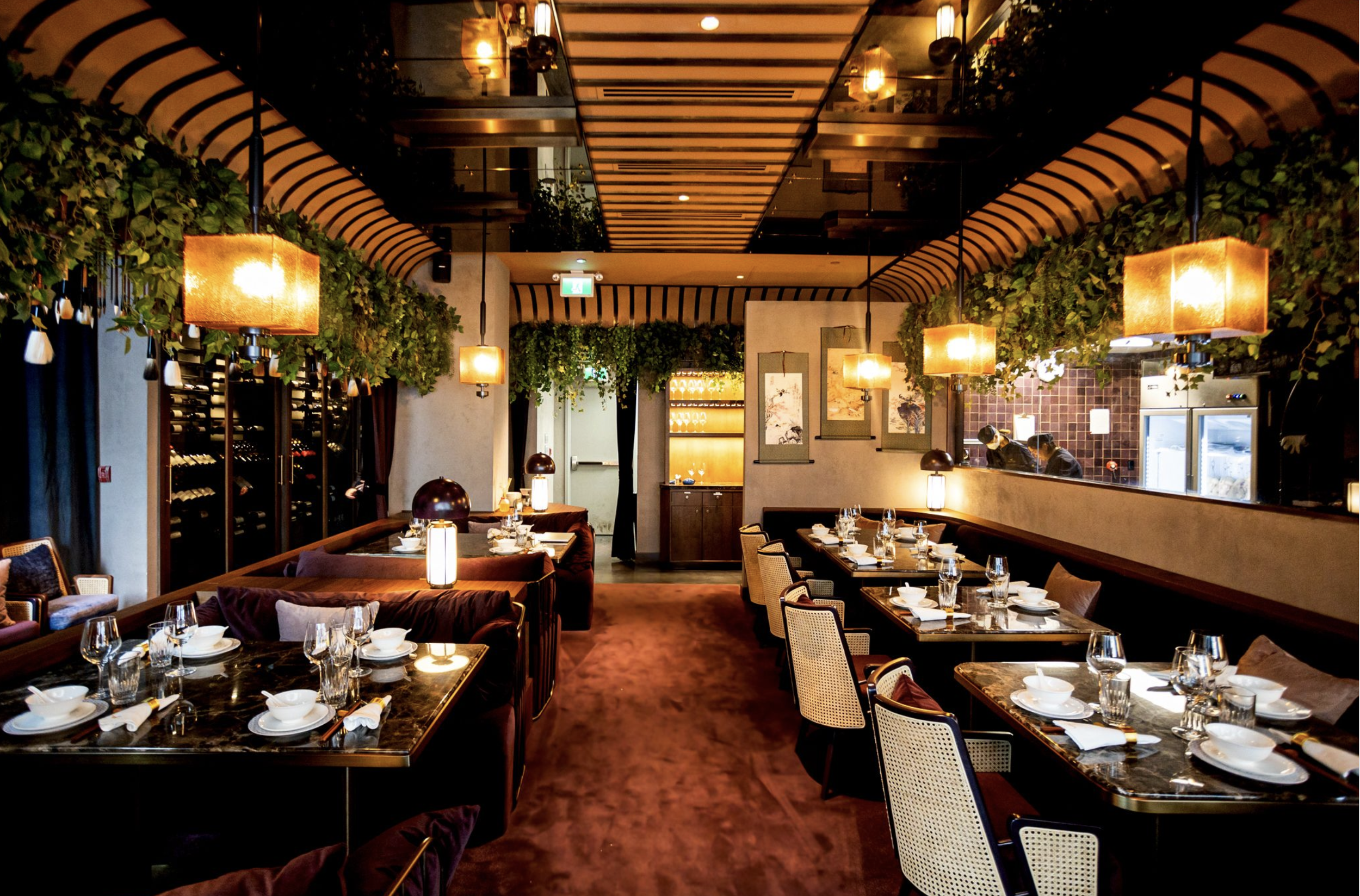 mott 32 dining.png