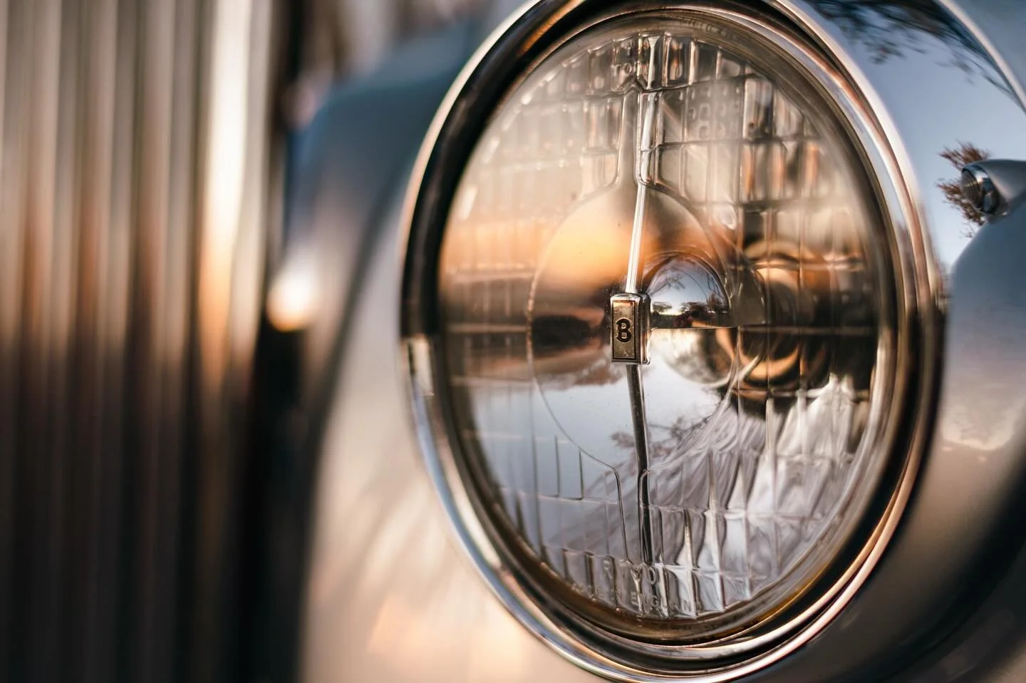 I love details like this! 

#bently #carphotography #bentlys1 #classiccar #beautifulmachinephorography