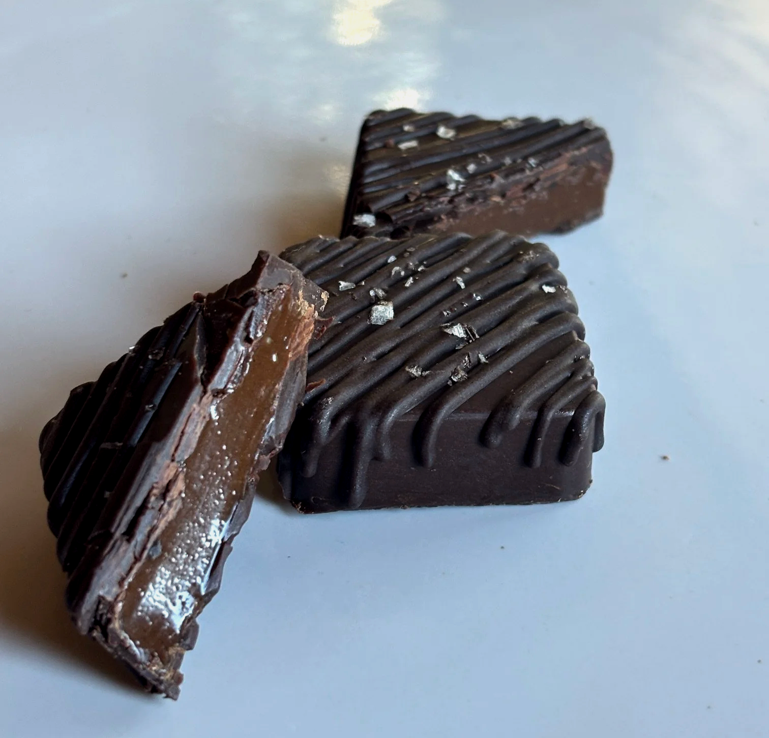 VEGAN SALTED CARAMEL BITES - DARK CHOCOLATE