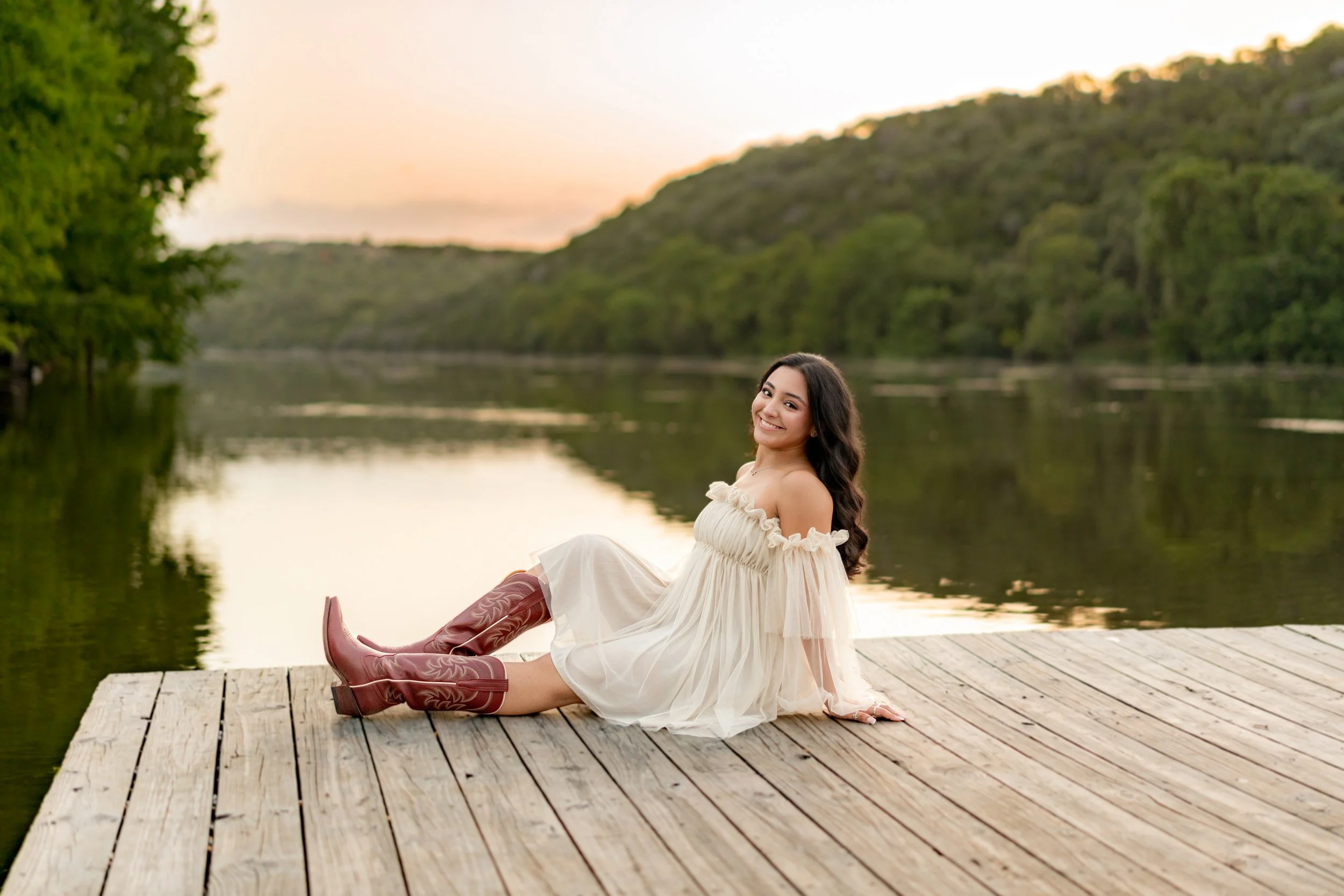 High school senior portraits, commons ford ranch park, bee cave texas, austin texas senior portraits. 