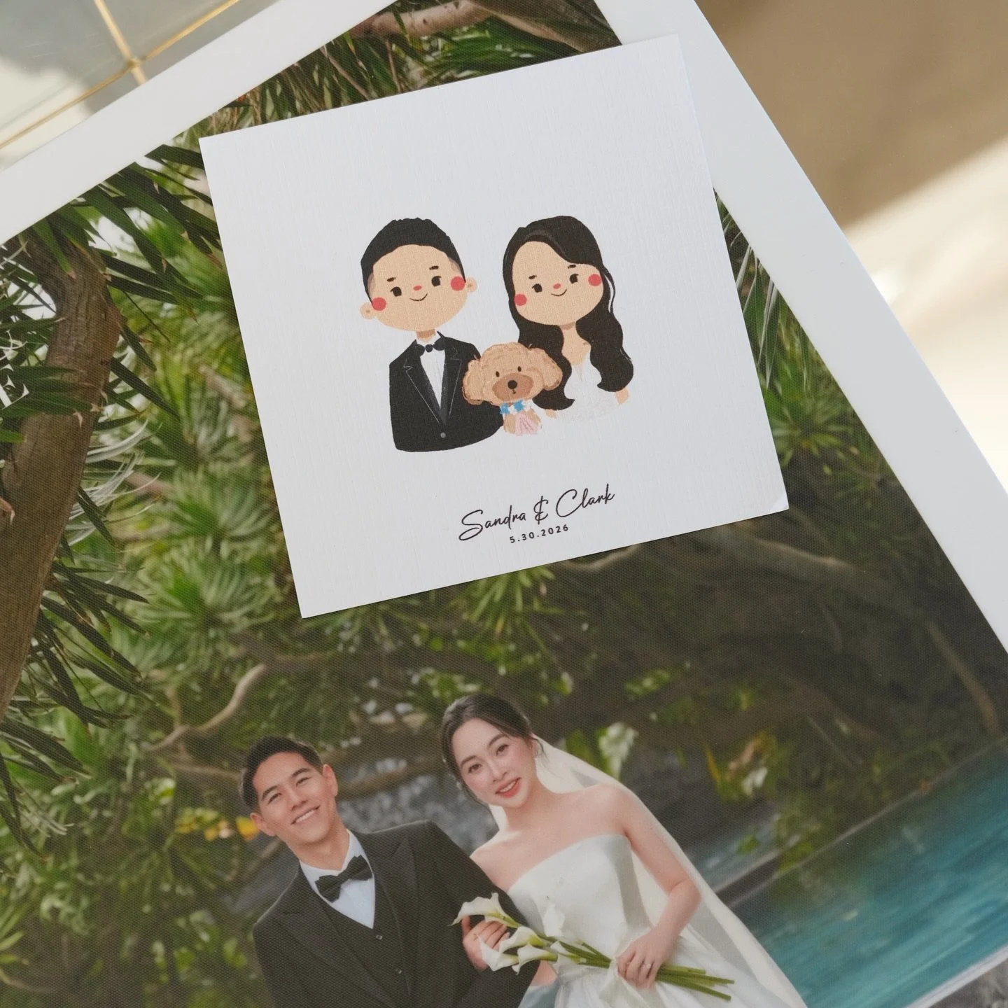 live art &bull; i love when fur babies are part of a couple&rsquo;s special day 😩🐶 thank you to sandra, clark (&amp; moogi ofc) for being so kind and easy to work with! 💕  #liveillustration #liveart #weddingvendor @venueby3p | www.artbyjuse.com/li