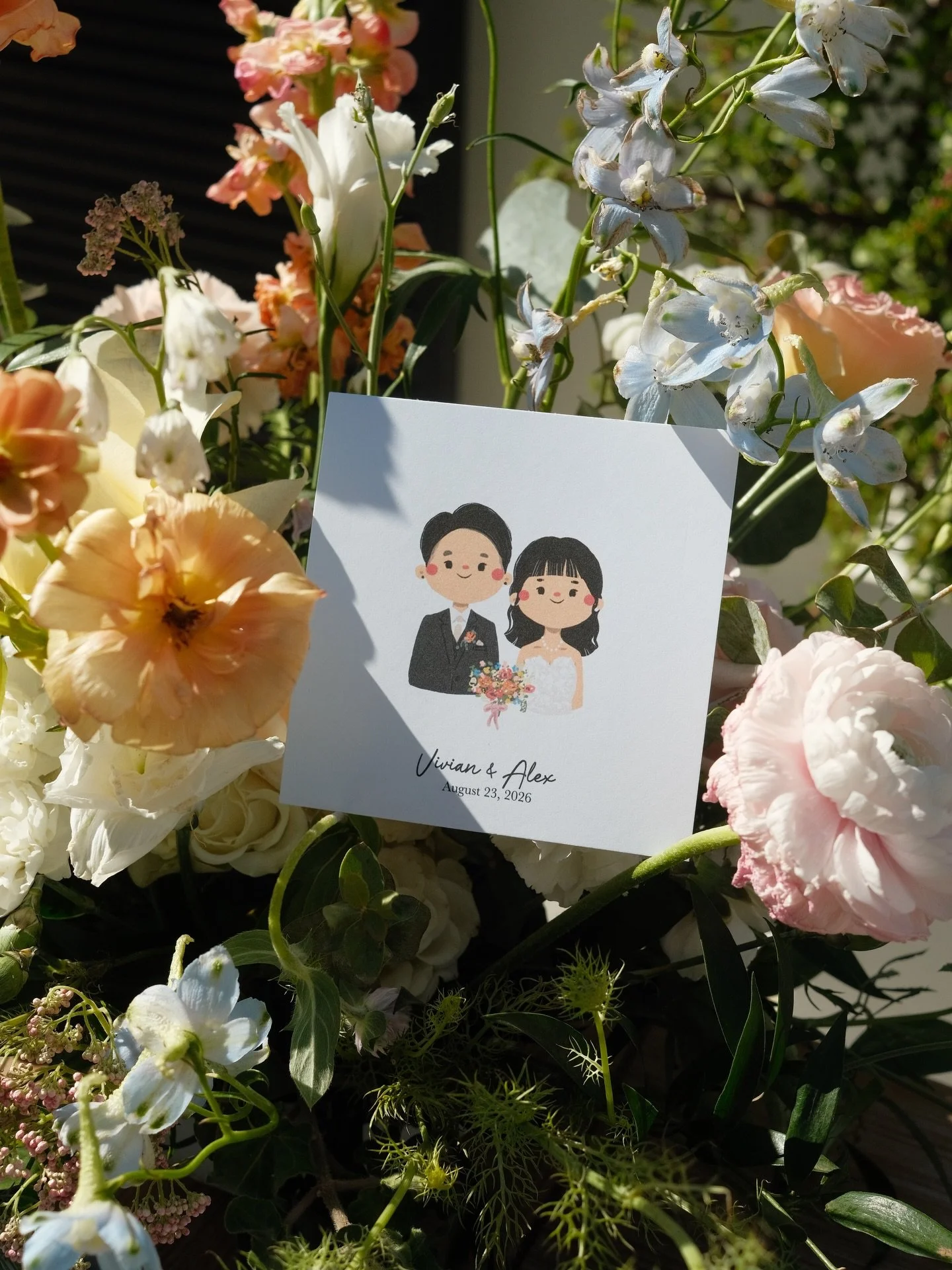 live art &bull; vivian &amp; alex&rsquo;s wedding had the cutest little guest details &amp; outfits! i had so much fun drawing everyone 🥹 congrats you two! 🩵 now booking 2027 celebrations!

⟡₊ ⊹ artbyjuse.com/liveart

 #liveart #eventvendor #weddin