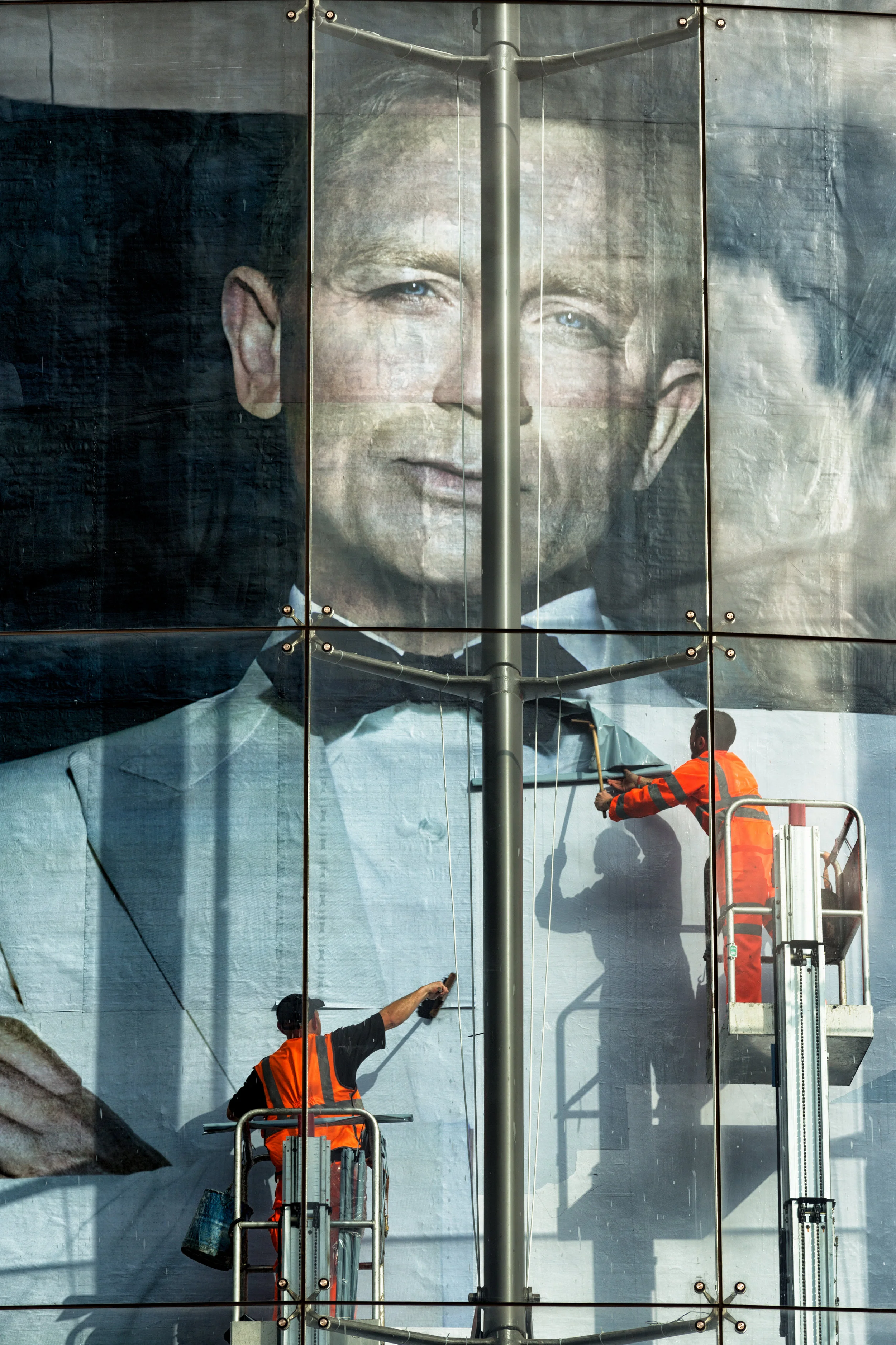 Dressing Bond (Copy)