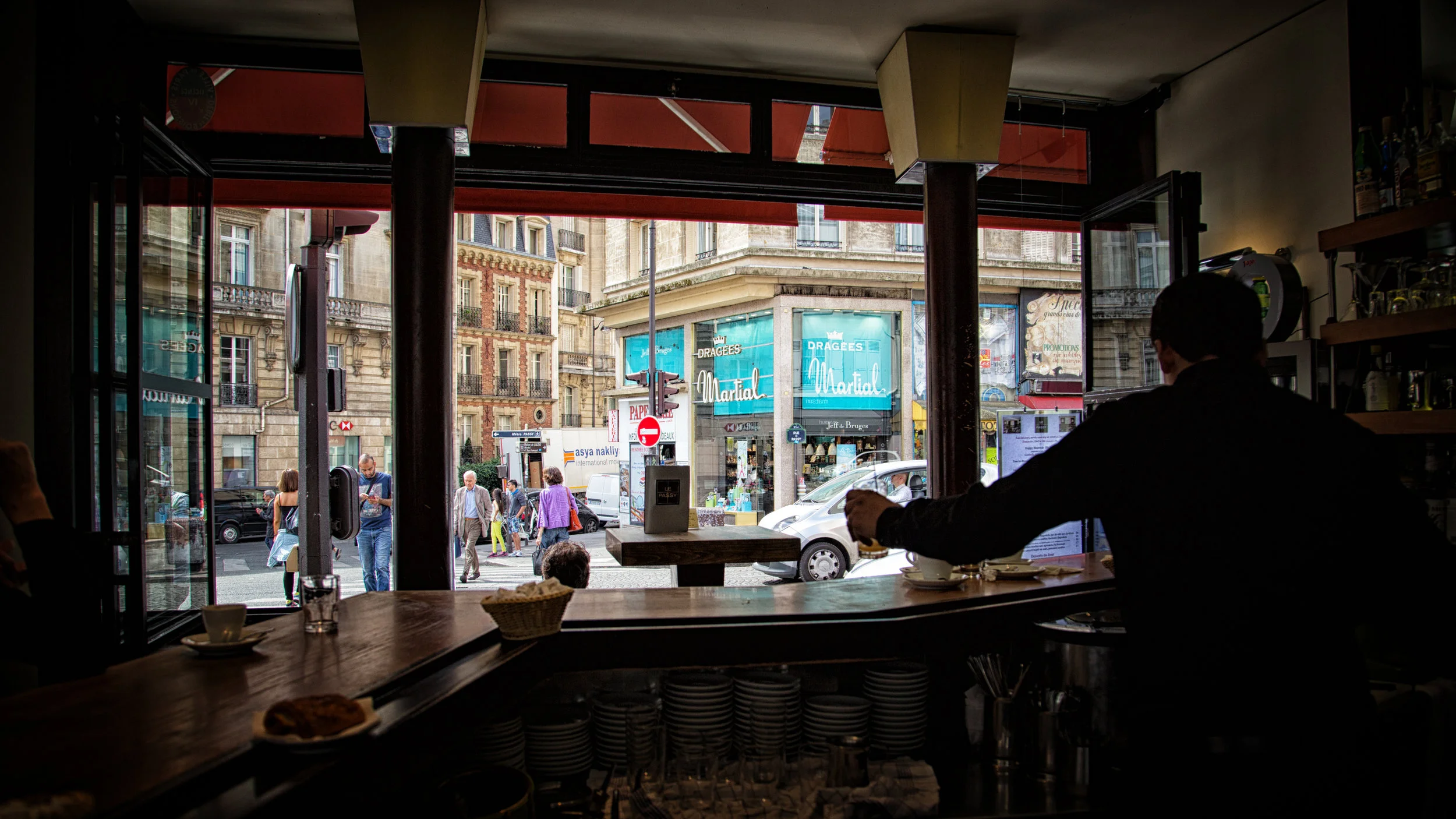 Le Cafe de Passy (Copy)