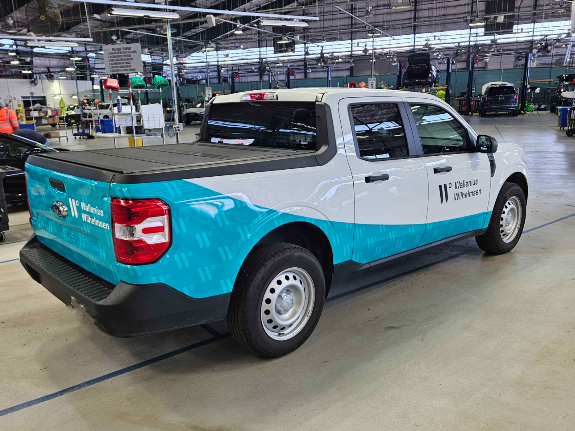 Our Services — Doug Mee Graphics | Professional Vinyl Installation