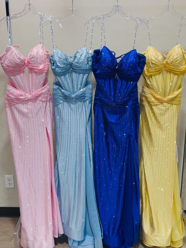 ✨ Step into prom night like pure royalty with Ellie Wilde prom dresses ✨
When it comes to unforgettable entrances, Ellie Wilde designs are in a league of their own. Every gown is a masterpiece &mdash; crafted with precision, passion, and couture-leve