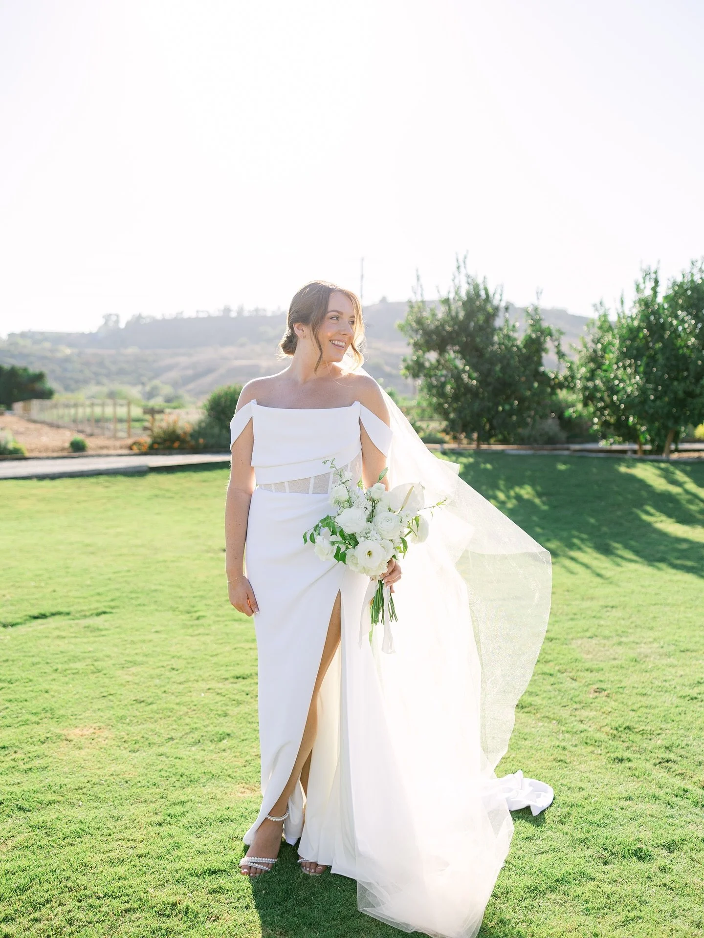 Ladies and gentlemen&hellip;. Mr. and Mrs. Cook 🤍

Venue: Swanner House @theswannerhouse_1923 
Catering: 24 Carrots Catering @24carrotscatering
Wedding Planner: All in the Detail Design @allinthedetaildesign
Specialty Rentals: Archive Rentals @archi