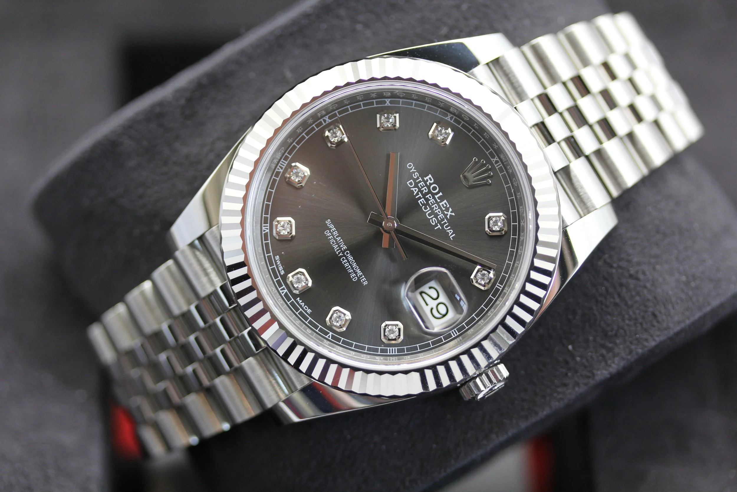 Rolex Datejust 41 - 126334g - Rhodium Diamond Dial - Jubilee