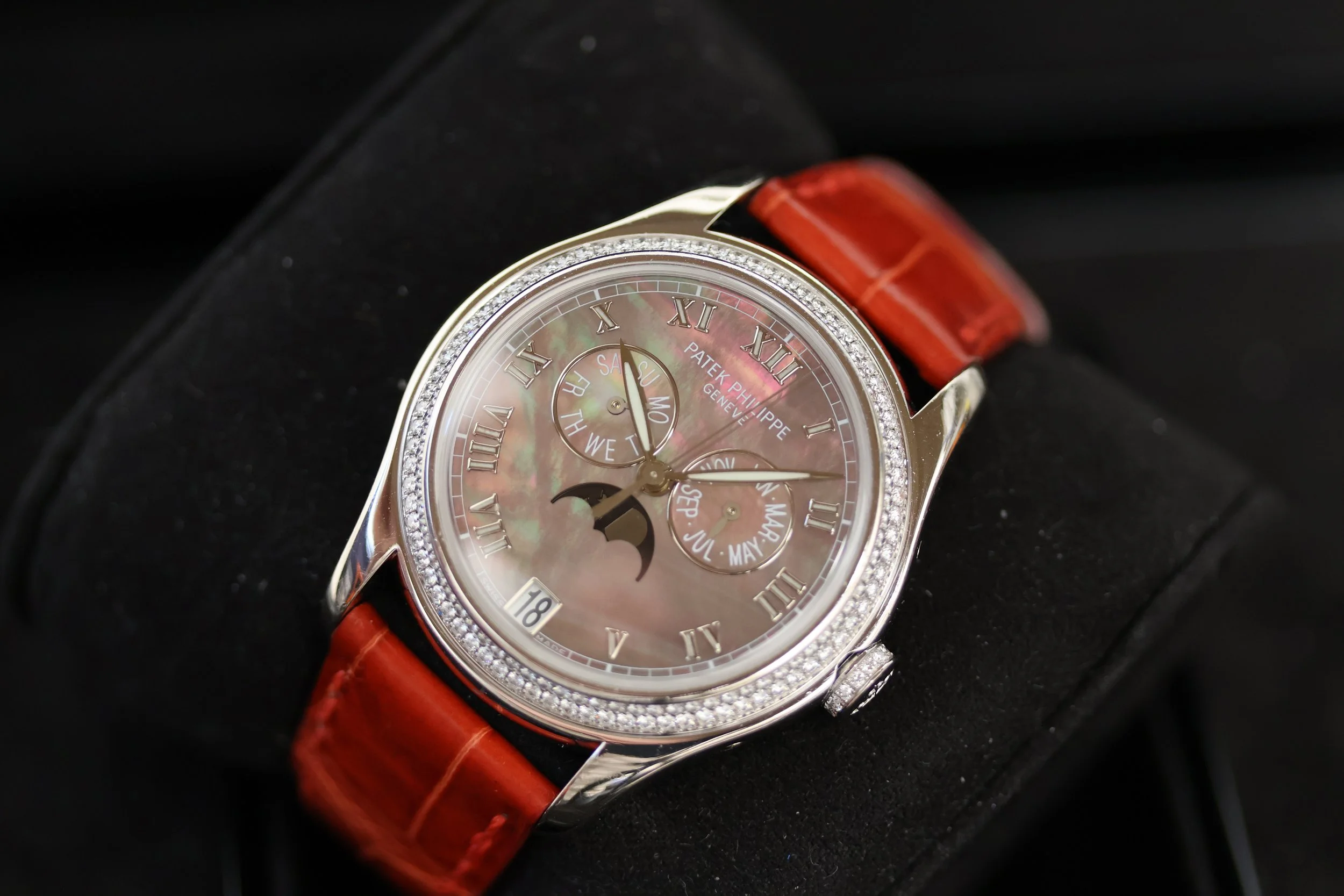 Patek Philippe - Annual Calendar - 4936G-001 - 18k White Gold - Mother of Pearl Dial - Diamond Bezel