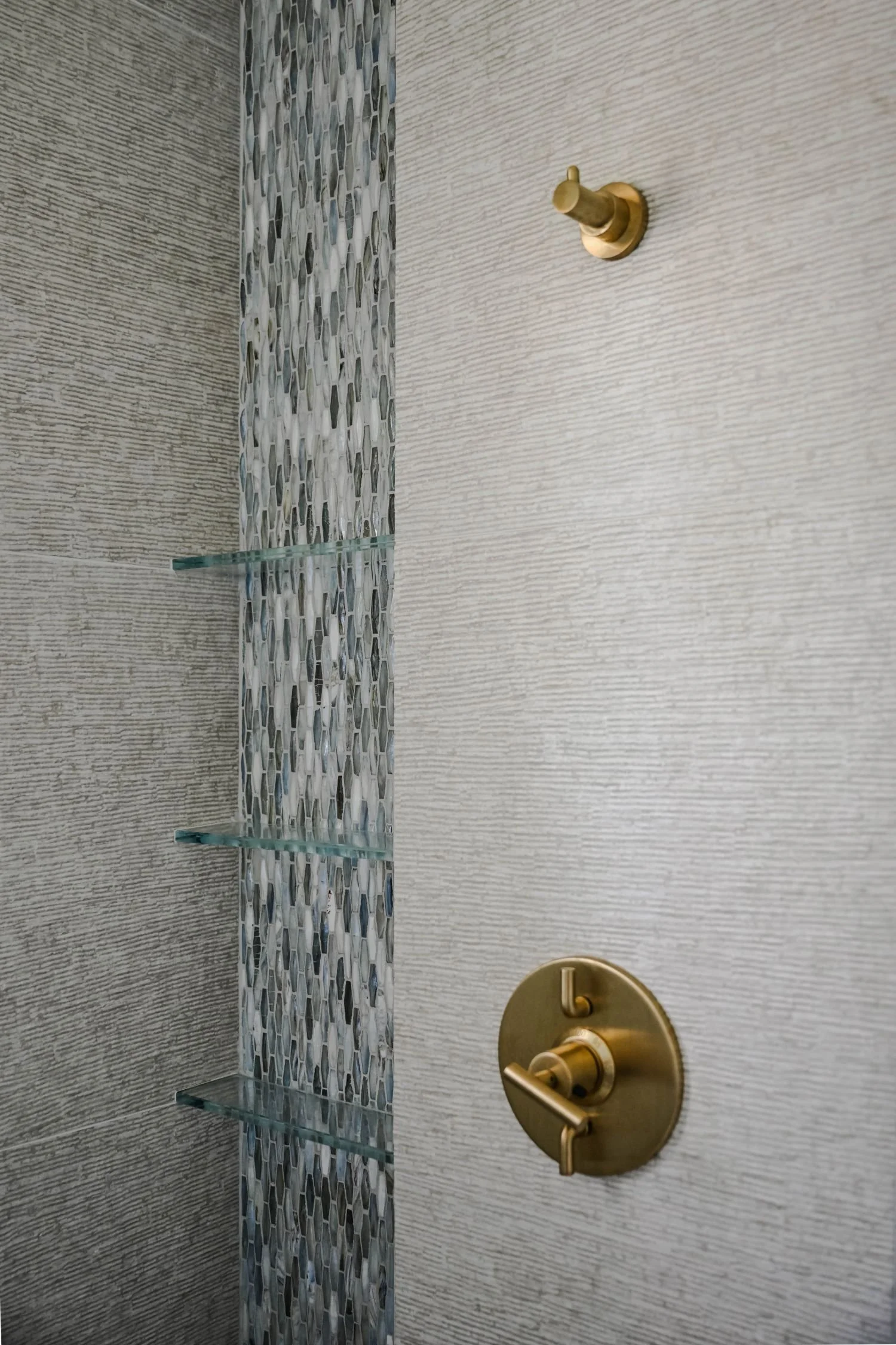 standing-shower-tile-design-ideas.jpeg