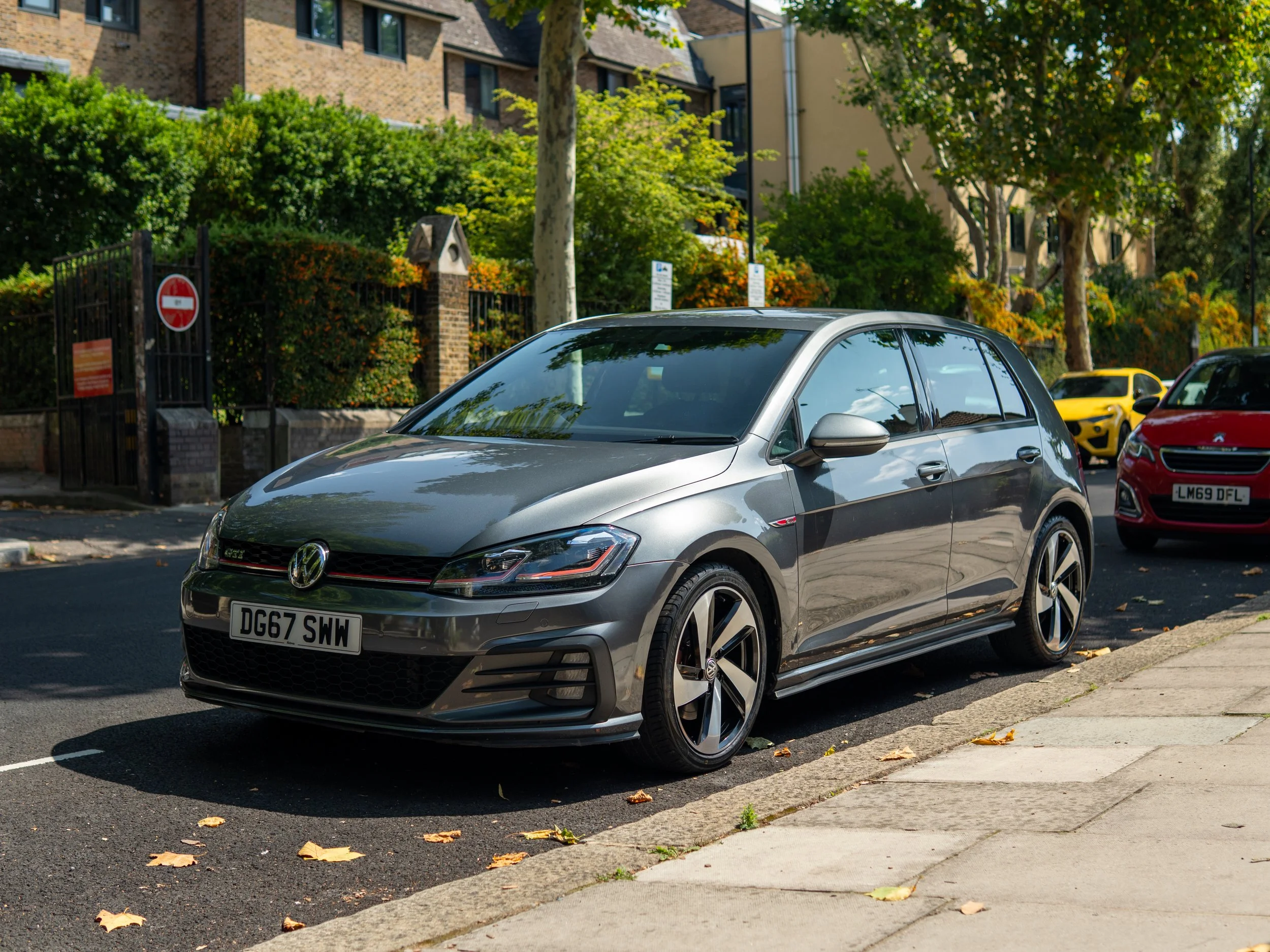 Volkswagen Golf GTI_-10.JPG