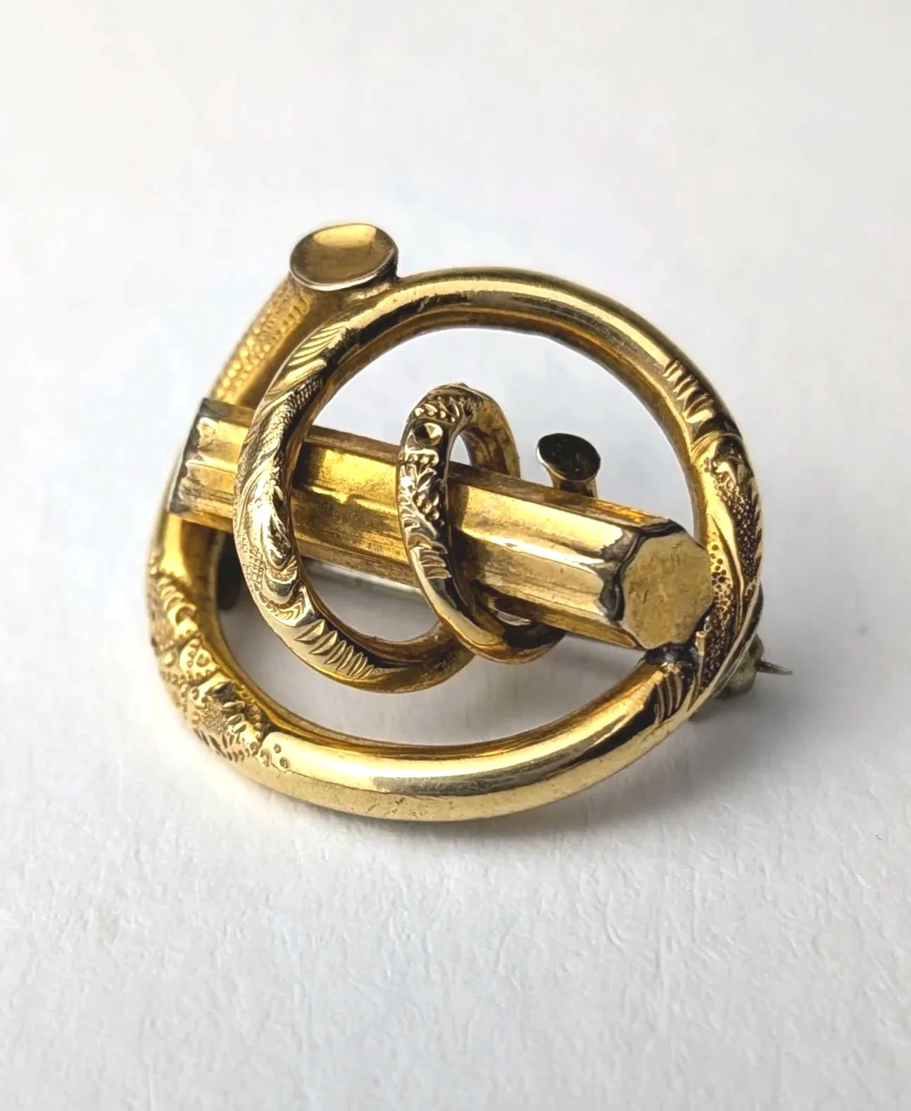 Antique%2BVictorian%2B14k%2BYellow%2BGold%2BLove%2BKnot%2BBrooch%2BPin%2BEngraved%2B1.jpg