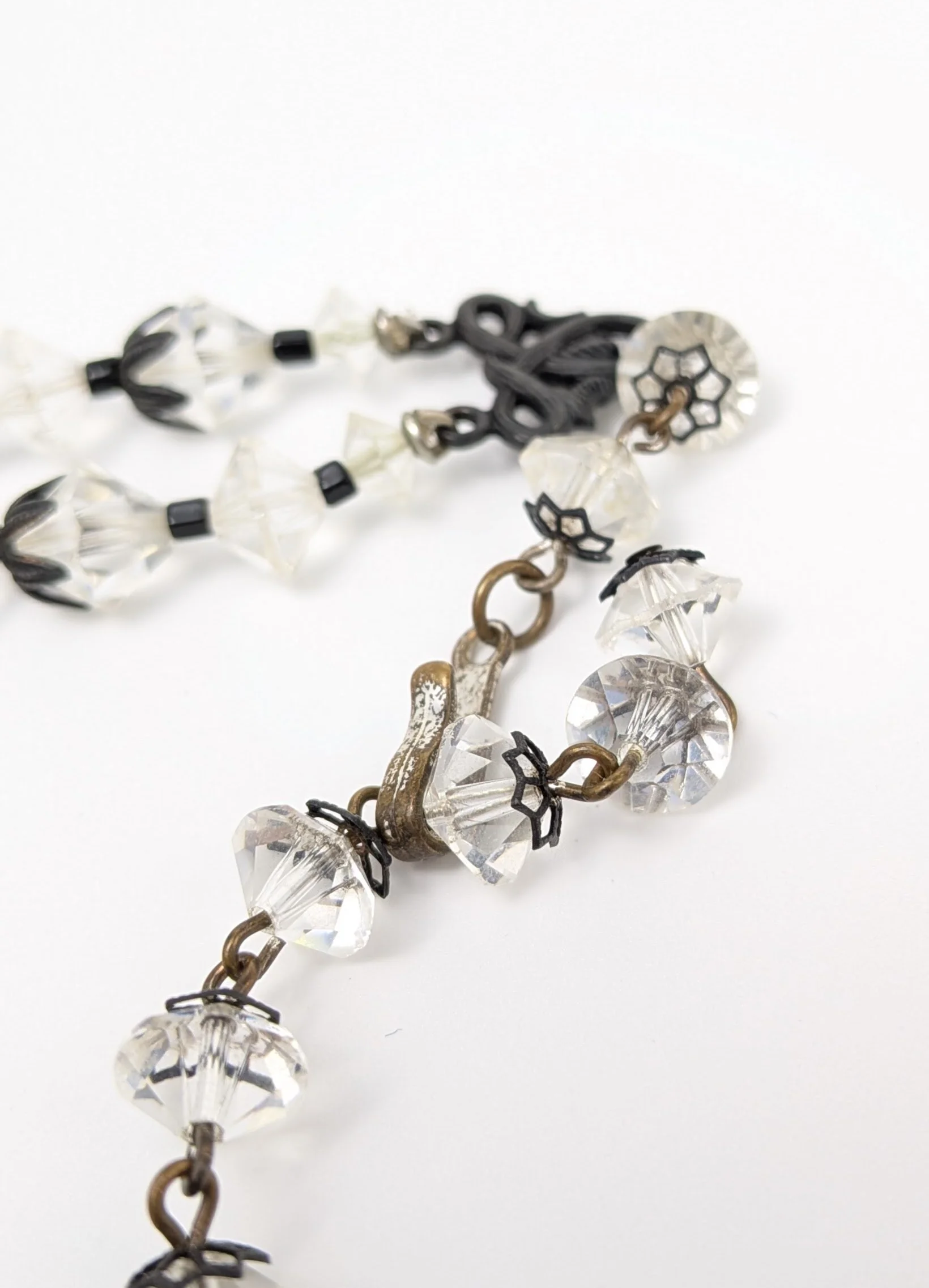 Laguna Clear Glass Beaded Necklace 4.jpg