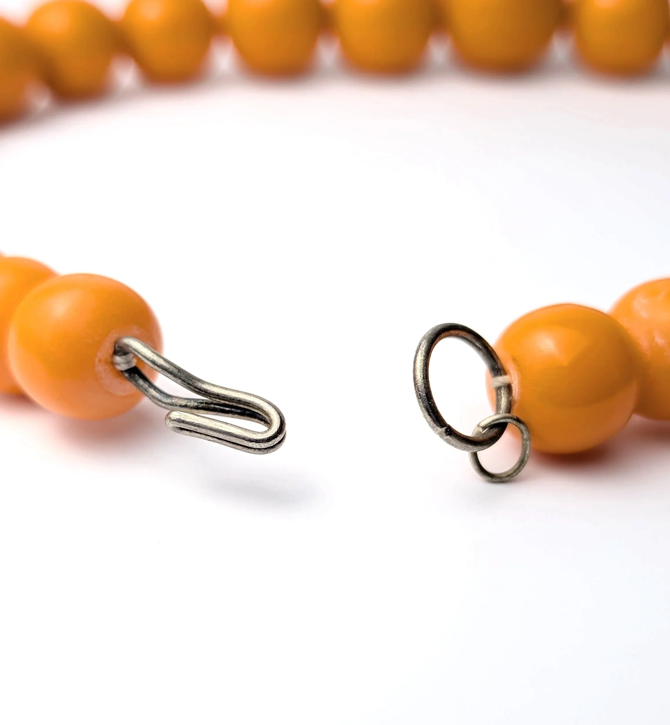Orange+Lucite+Graduated+Bead+Necklace+Chunky+Retro+Hook+Clasp+4.jpg