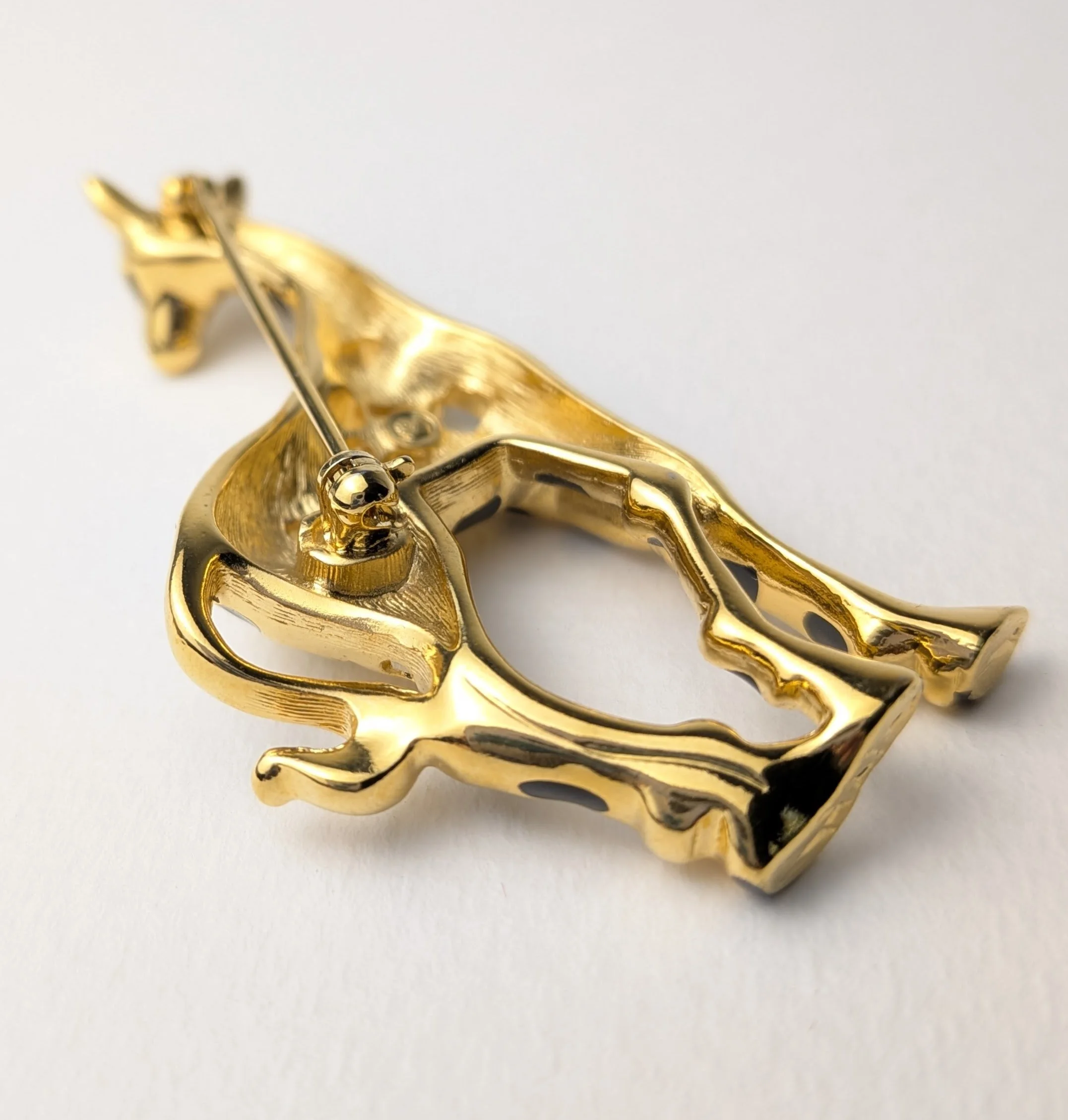 Swarovski Signed Giraffe Brooch Gold Tone 2.jpg