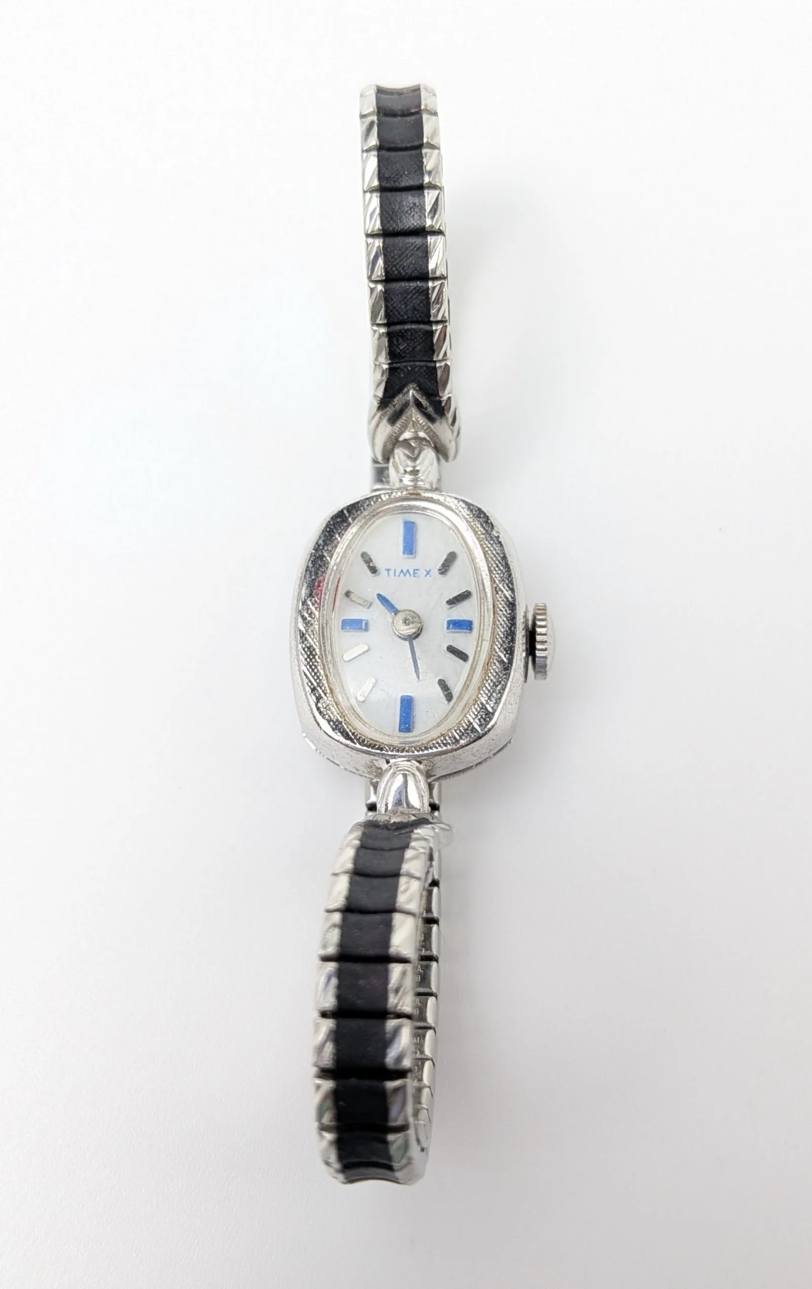 Timex Ladies Watch Silver Tone Blue Details Adjustable Band 2.jpg