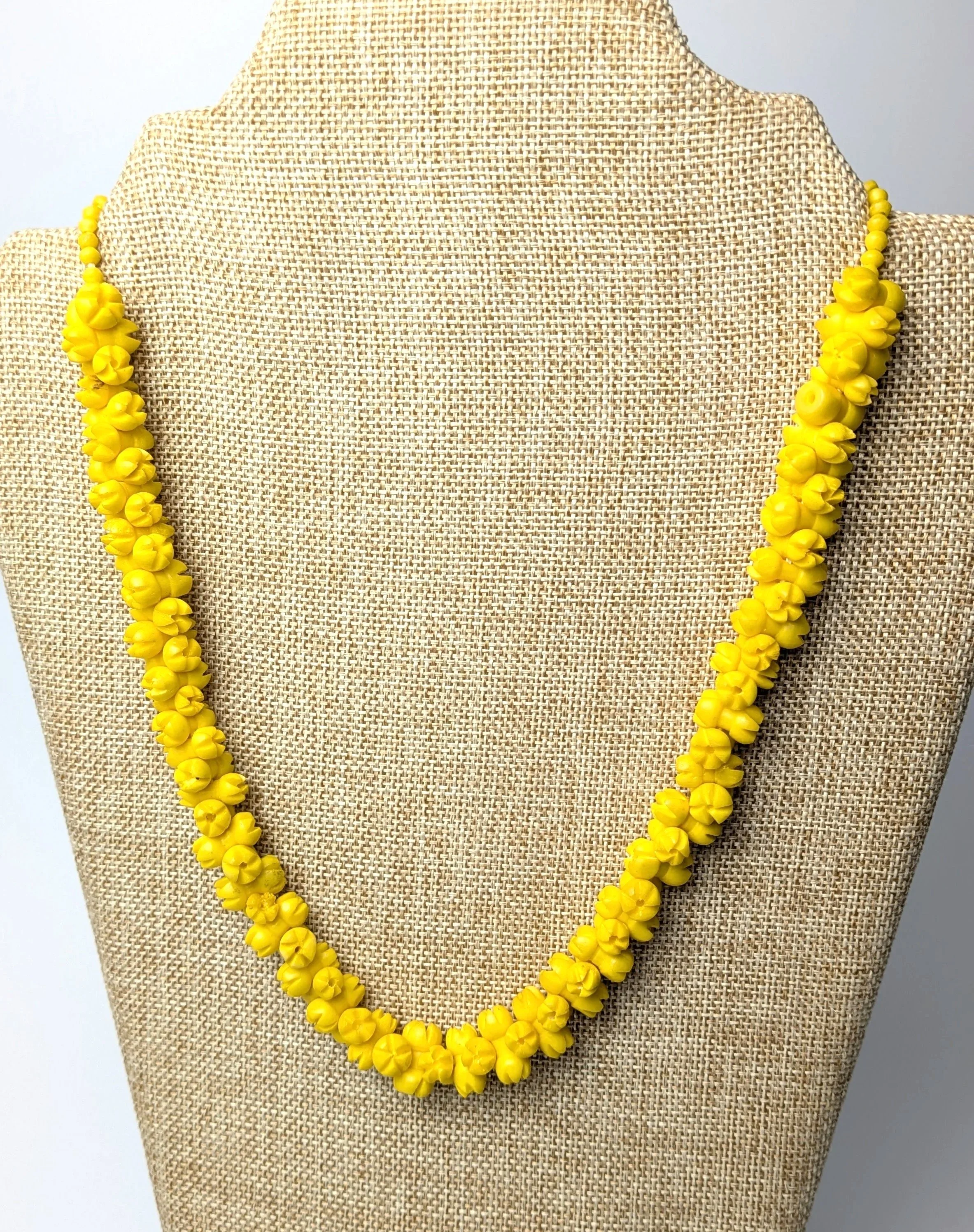Hawaiian+Pikake+Yellow+Carved+Bead+Lei+Wedding+Necklace+5.jpg