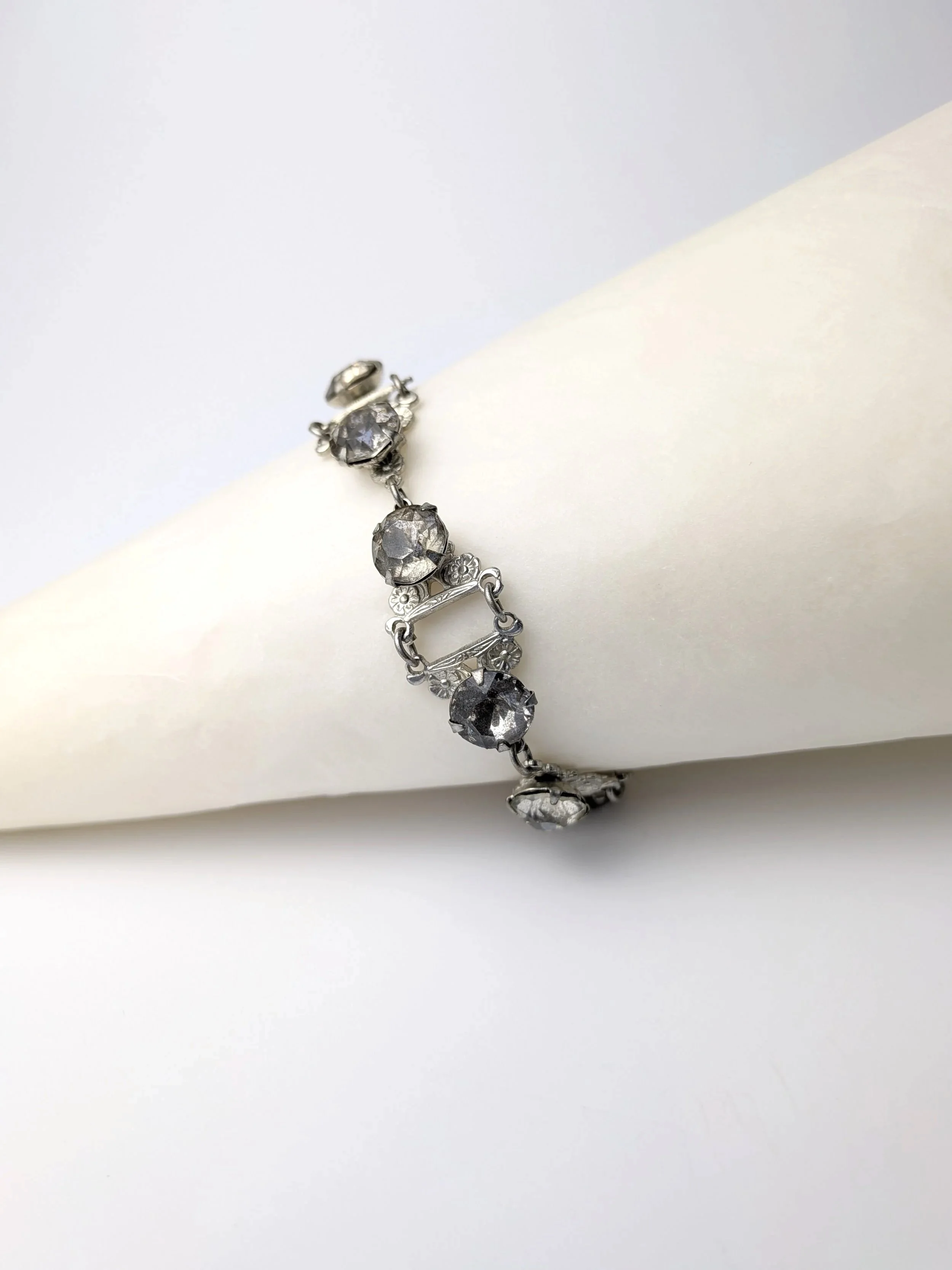 Clear+Rhinestone+Floral+Link+Bracelet+Silver+Tone+Open+Back+1.jpg