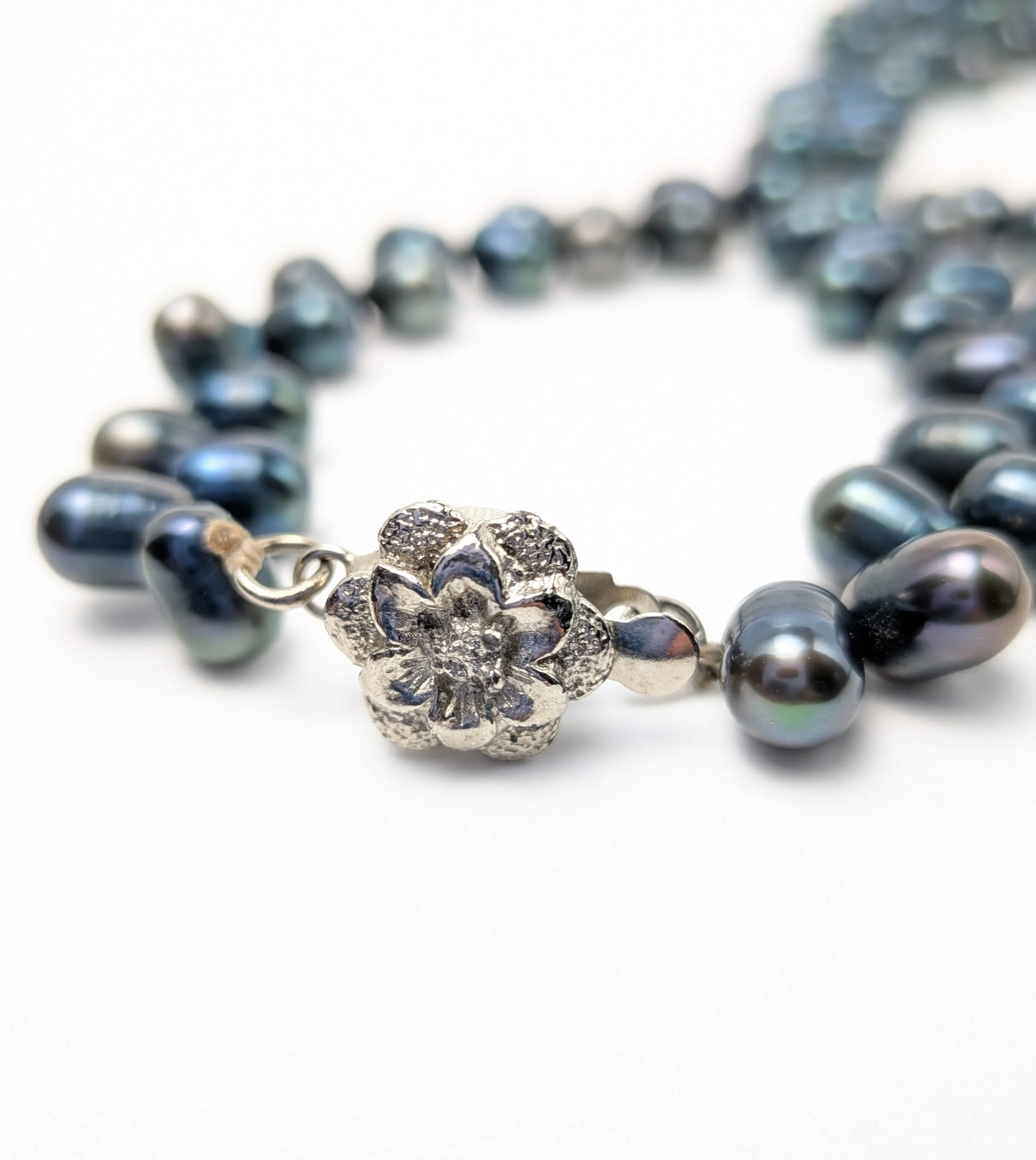 Black Peacock Freshwater Cultured Pearl Necklace 4.jpg
