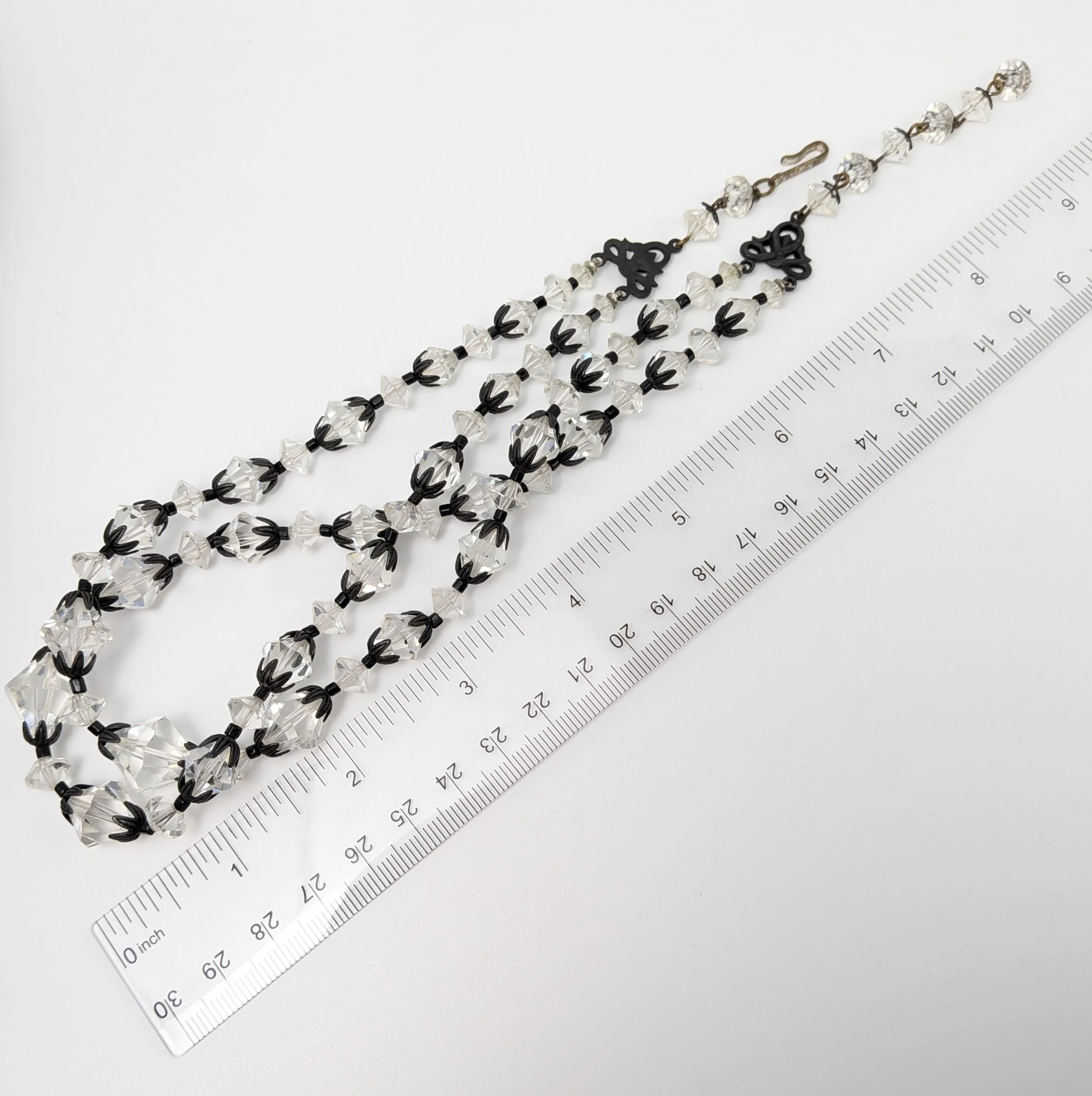 Laguna Clear Glass Beaded Necklace 8.jpg