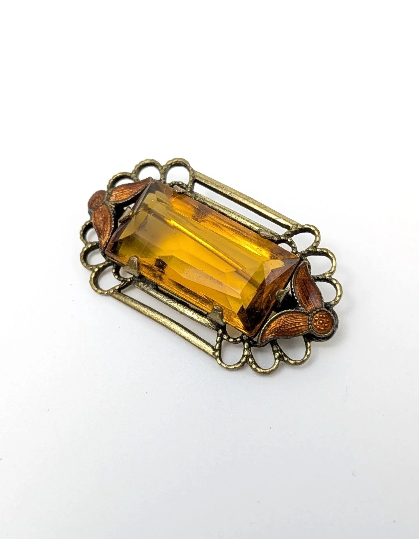 Vintage+Art+Deco+Amber+Czech+Glass+Brooch+Enamel+Leaves+Filigree+C+Clasp+1.jpg