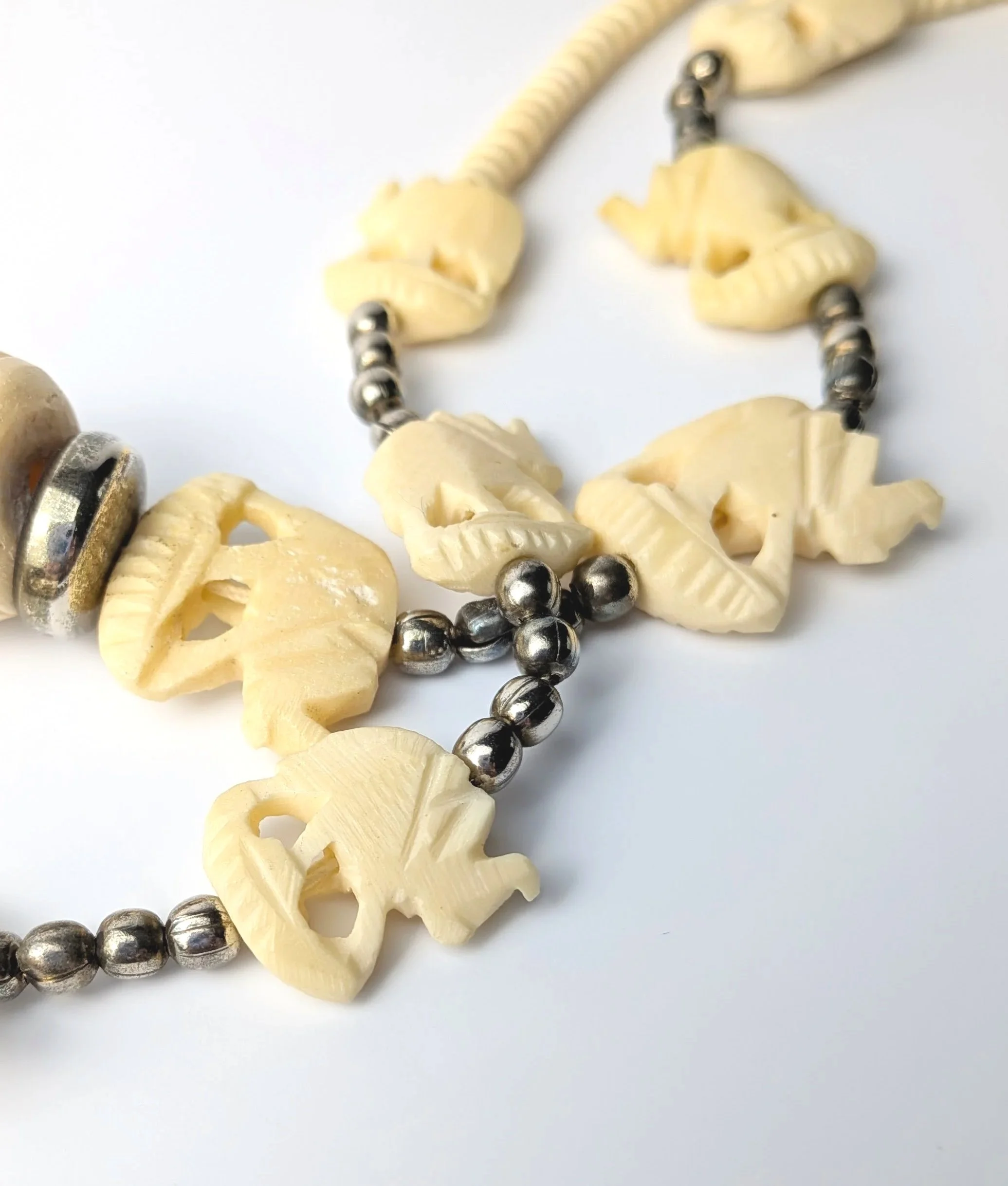 Carved+Bovine+Bone+Necklace+Elephants+Safari+Tribal+Boho+Statement+5.jpg