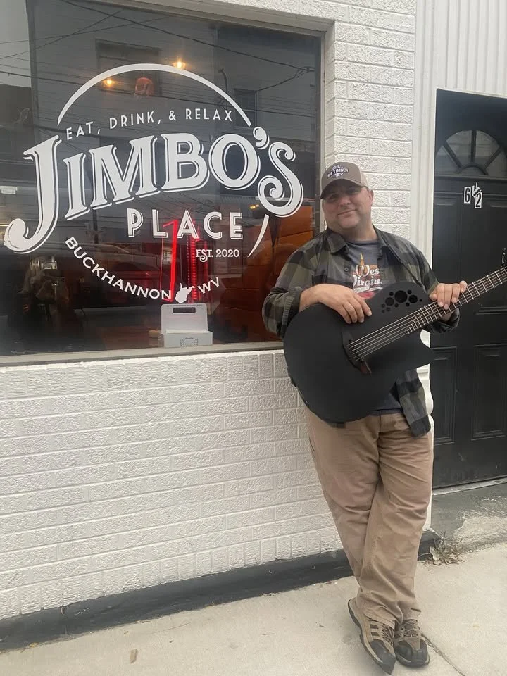 Live Music with Timmy White