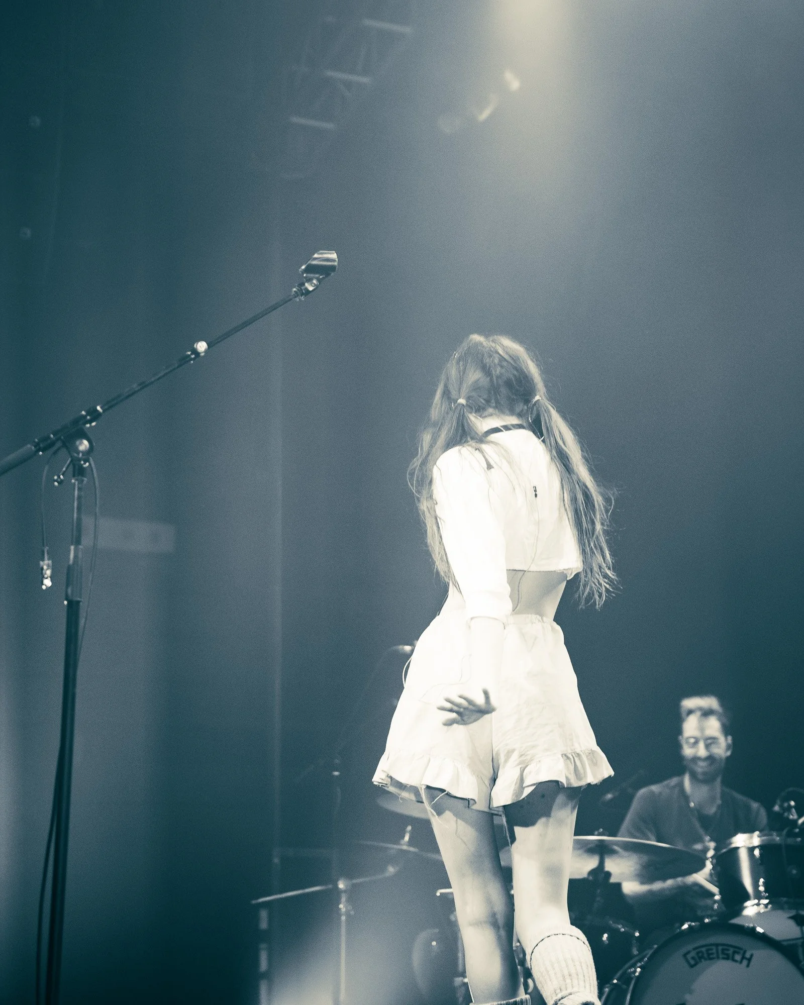 Dodie_Minneapolis_3-5-26_NelsonZheng_@nelsonzphotography-7.jpg