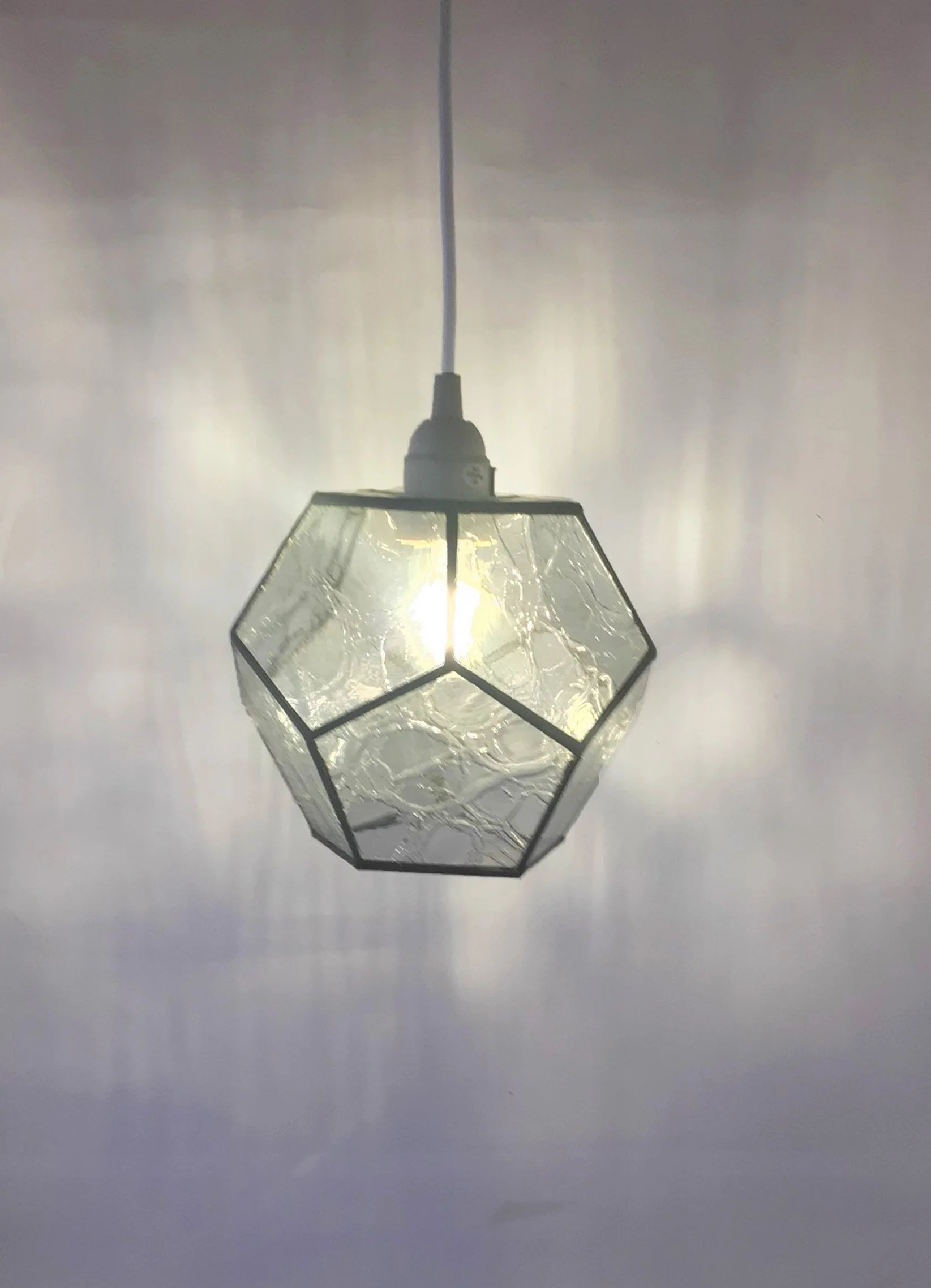 custom-stained-glass-pendant-light-crackle-fort-collins-colorado.jpg