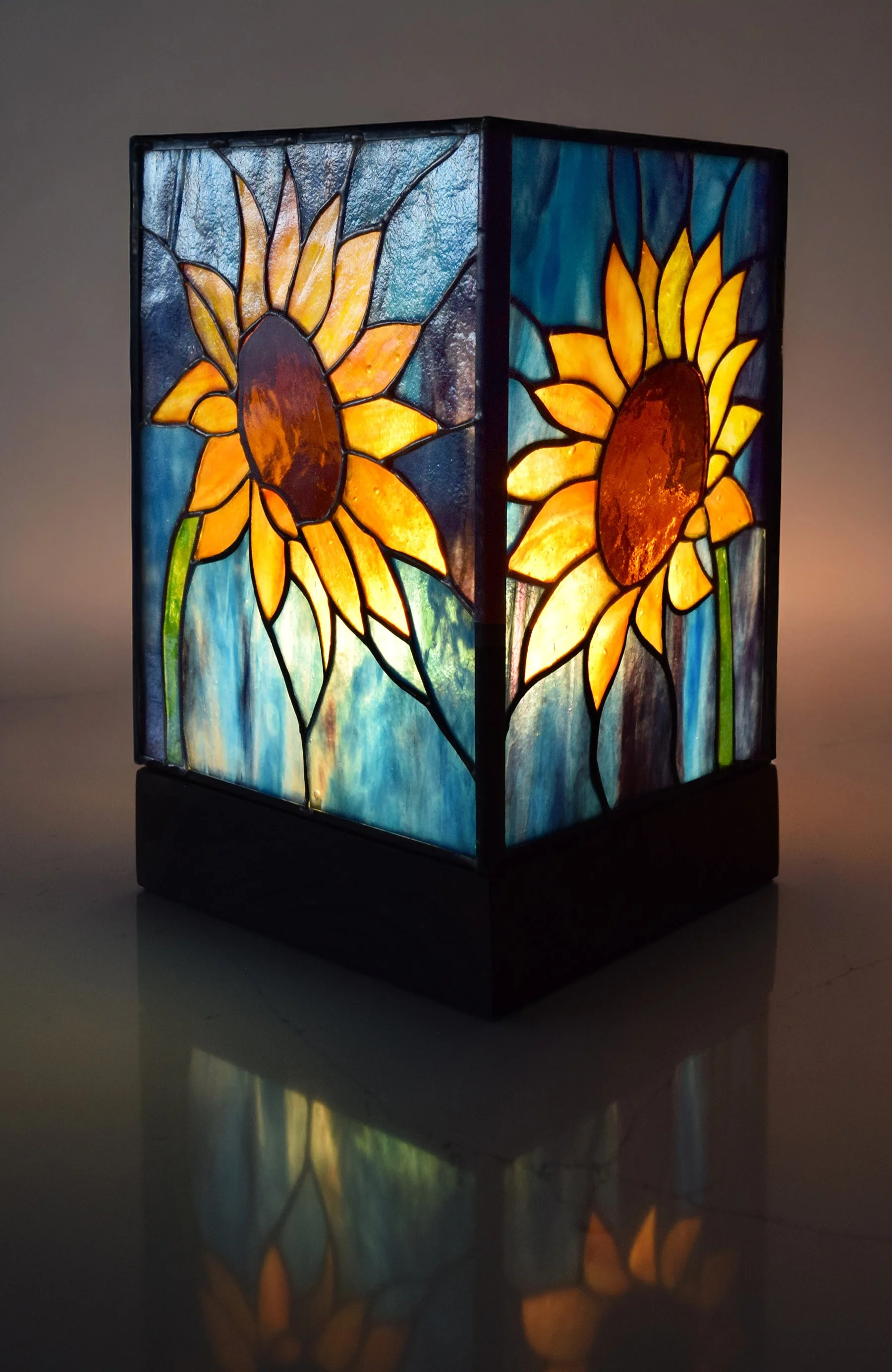 custom-stained-glass-lighting-sunflower-2-fort-collins-colorado.jpg