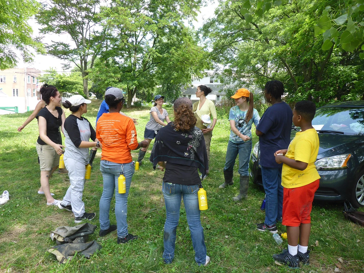 iLAND Research Event, Untitled, Soundview Park, New York, NY 2015. Volunteers removed algae and planted seedlings. Paloma McGregor leading the dance creation.