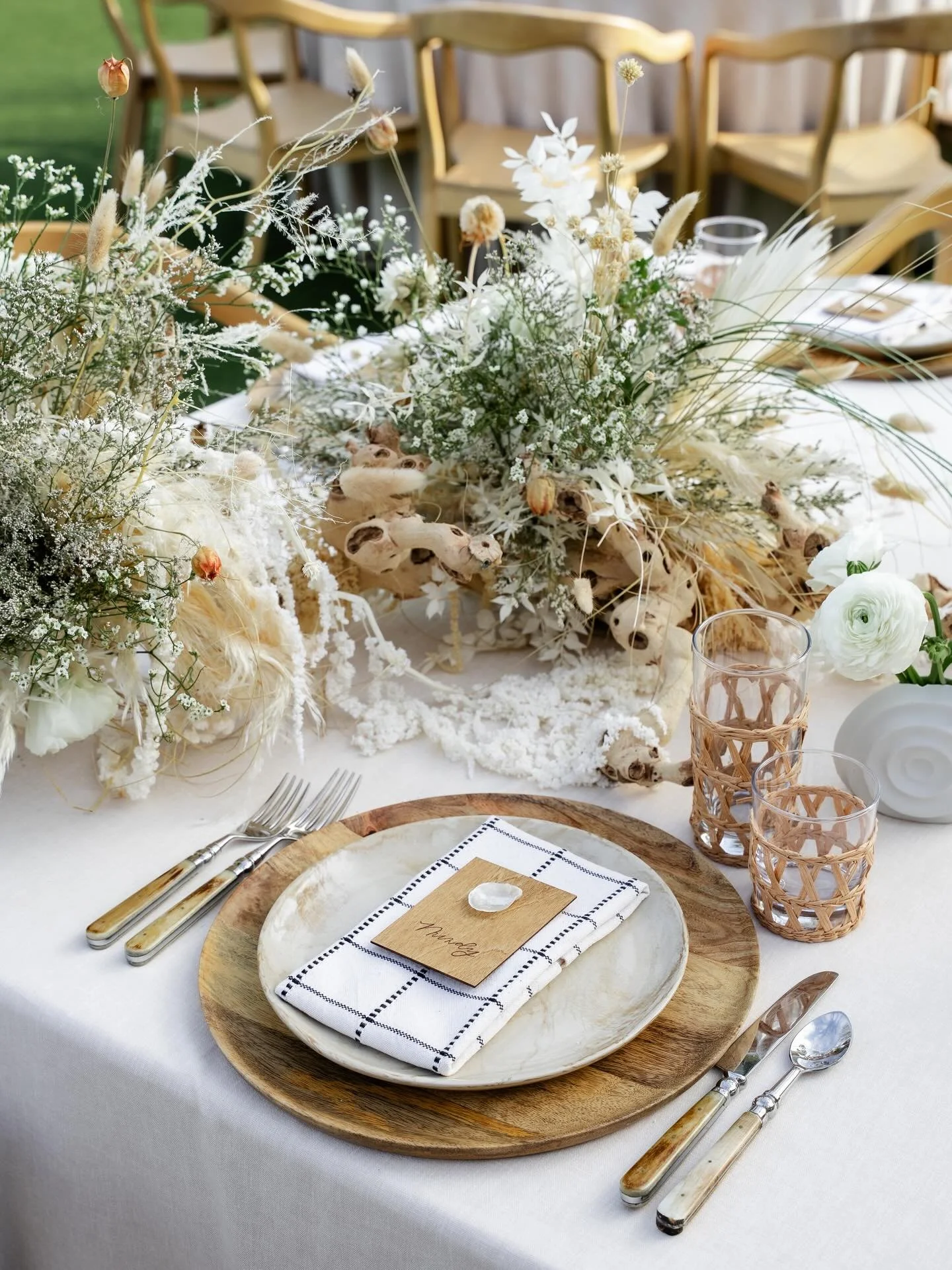 Day 2, part one 🤍

We stepped into the day with the sweetest coastal shell theme, starting with breakfast overlooking the ocean. The views were incredible, the details were so thoughtful, and it was such a gift to slow down and connect with everyone