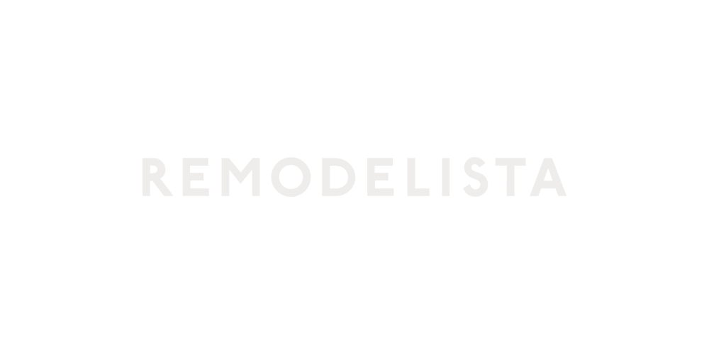 Black background with white text that reads 'REMODELISTA' in the center.