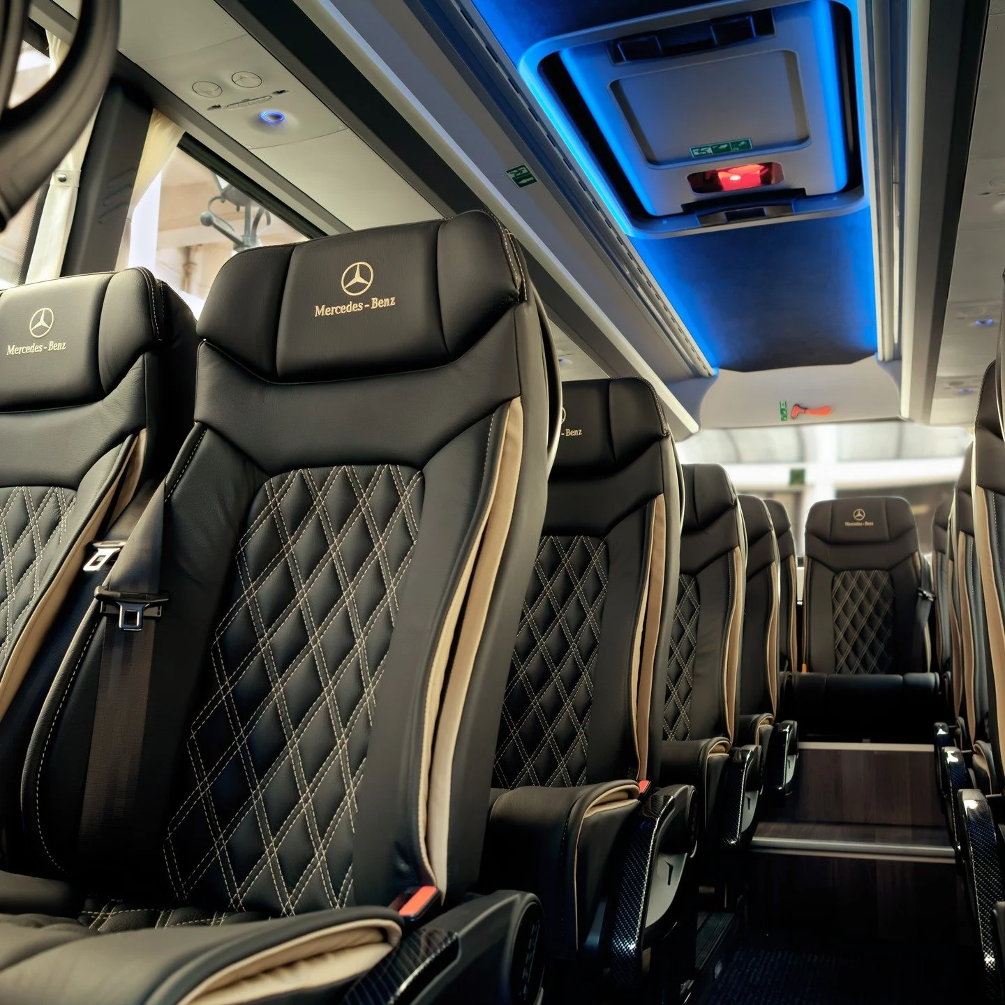 Mercedes 19 Seat Executive Coach