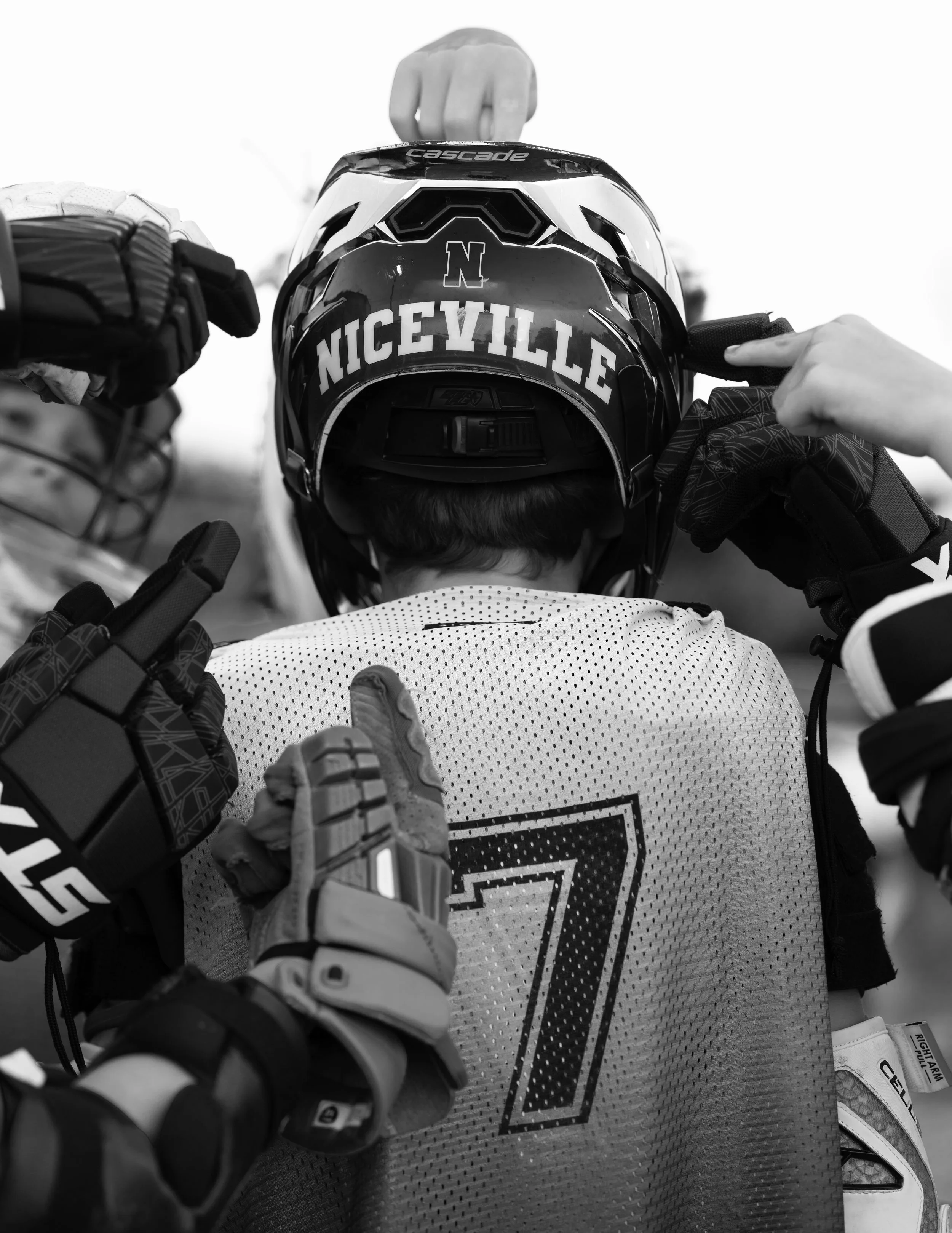 Niceville Helmet with pointed fingers.jpg