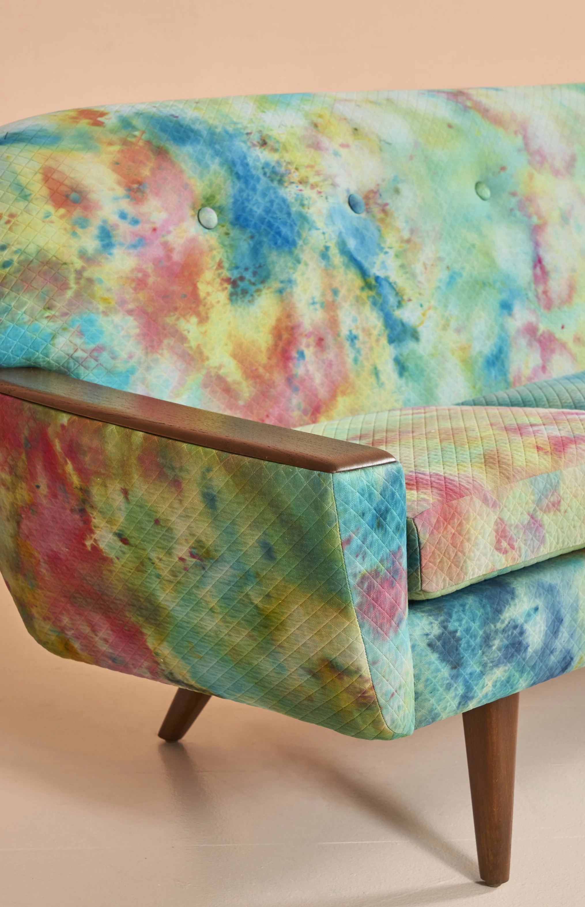 241126_HiLo004 2.jpg