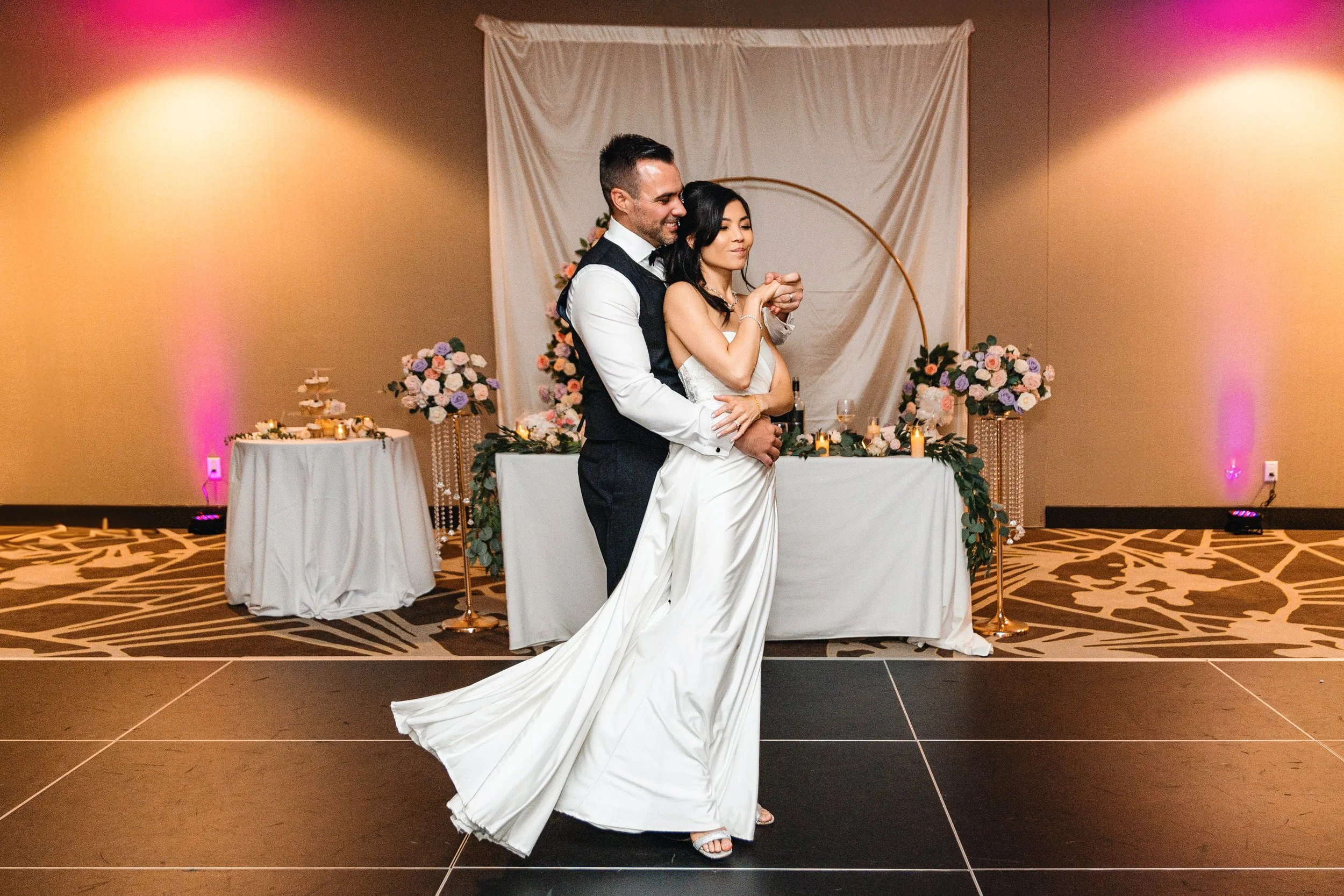 ALP-JenniferMarkWedding-1210.jpg